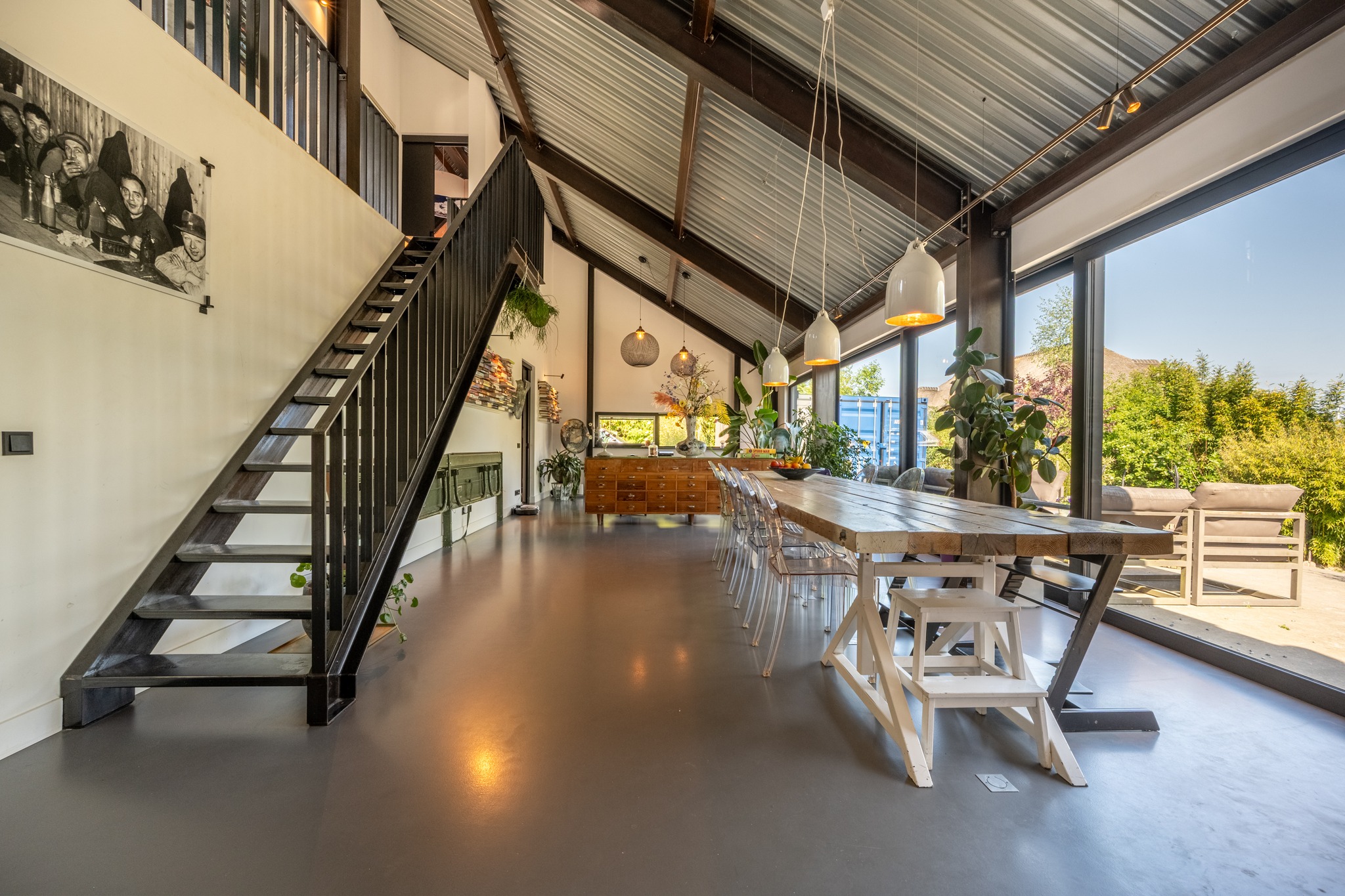Vrieling Makelaars - Te koop: luxe, groen omzoomde villa aan de Hoflaan ...