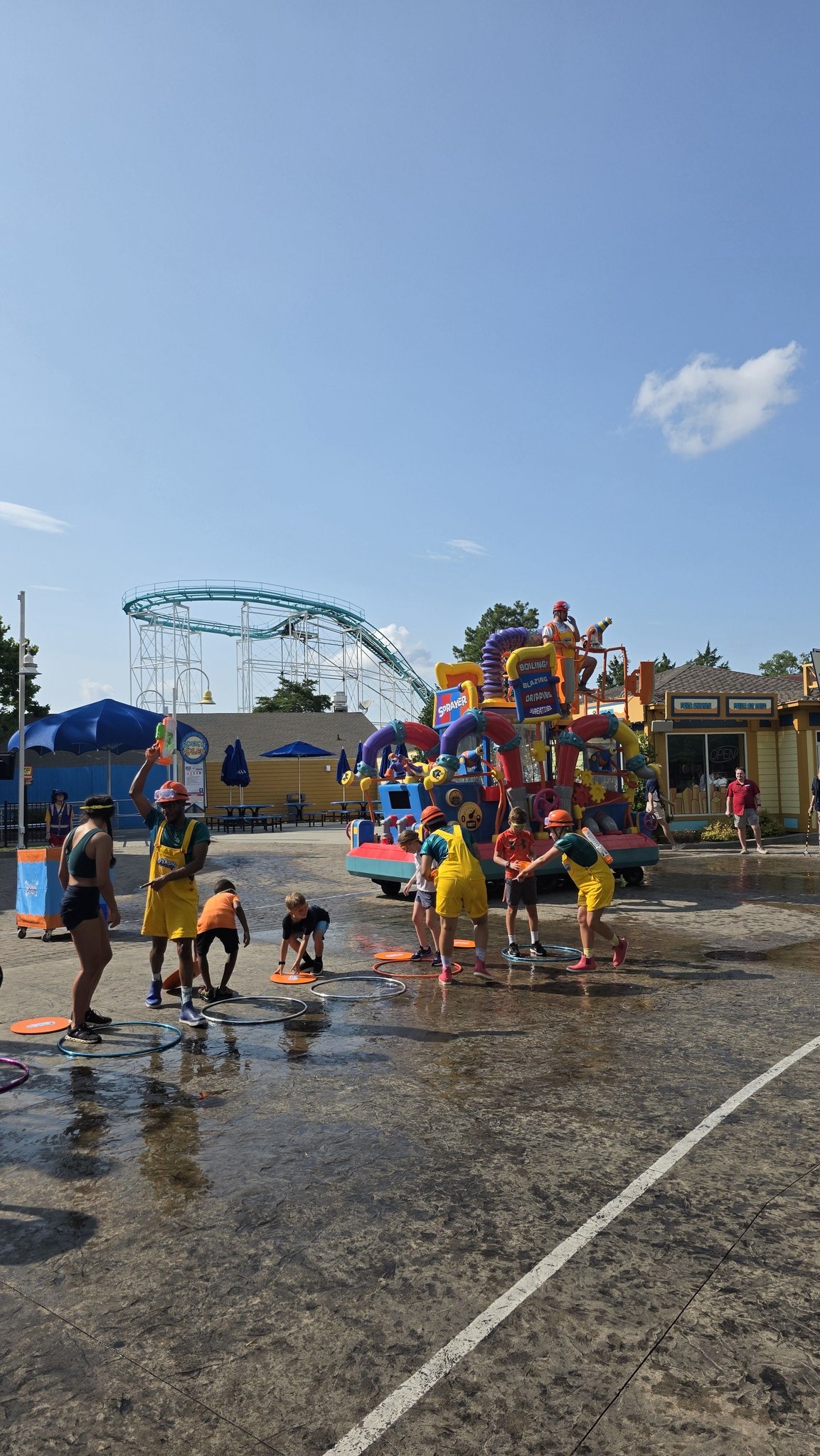 The Splash water parade kicks off tomorrow! Tonight was a sneak