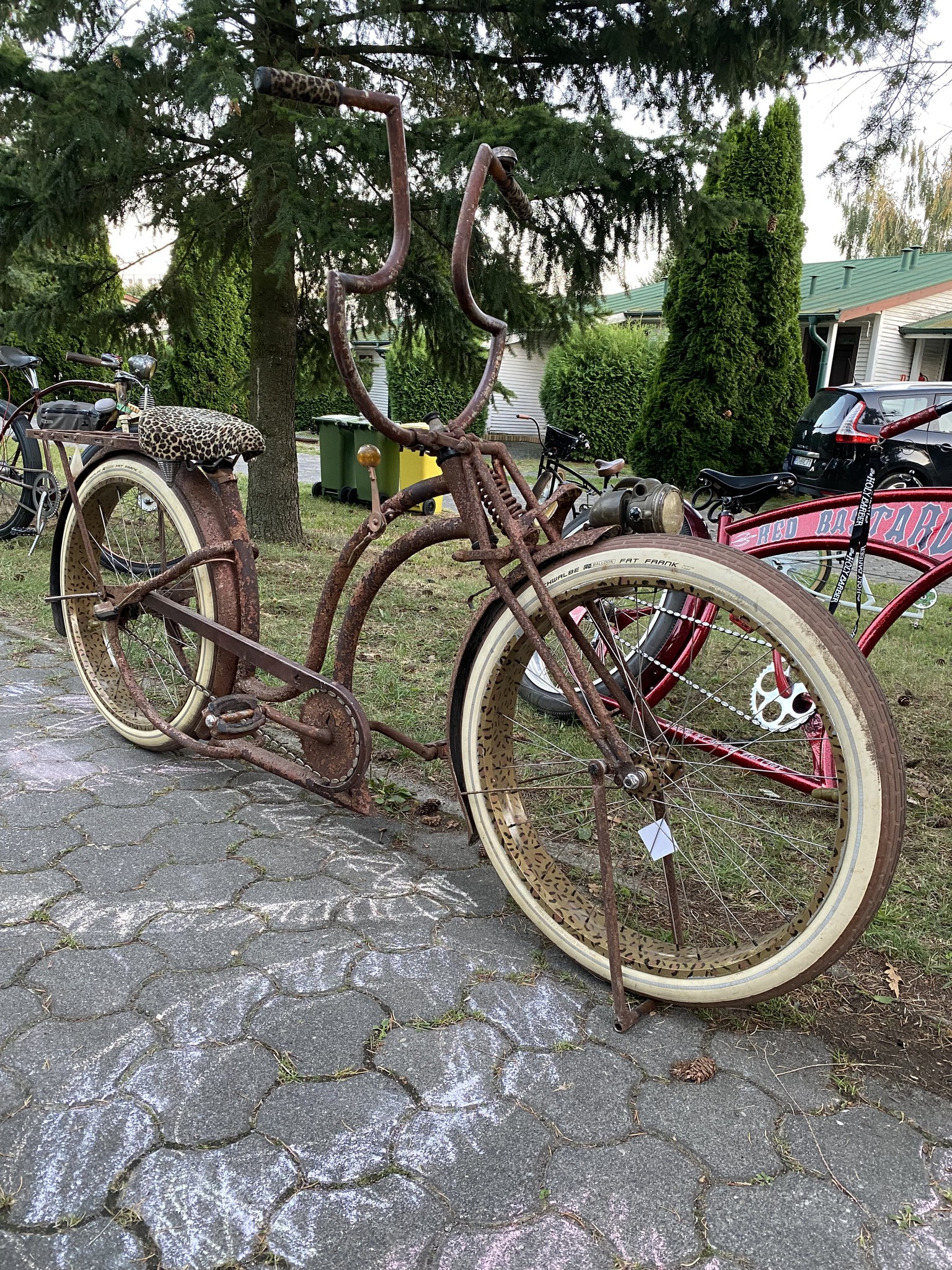 Rustyページ I absolutely love rusty bicycles 🤎🚲 I used AI to repaint this