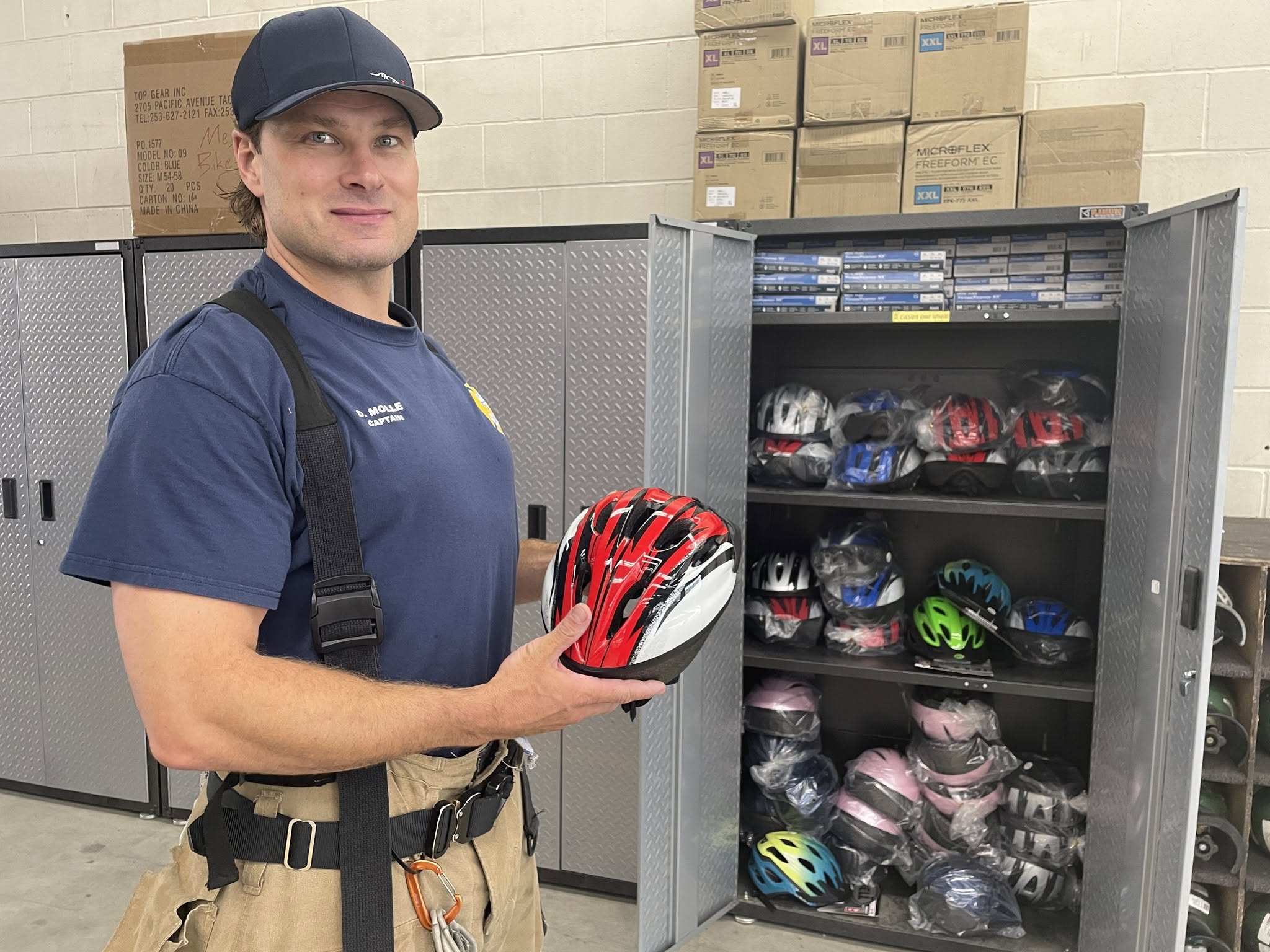 bike helmets on jber Bern Hudson MIPS Helmet including CPSC DVIDS - News - JBER
