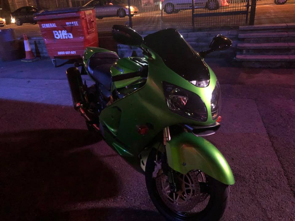 ゆう Kawasaki ZX-12R A1 2001 — One Owner From New — 18,648 Miles