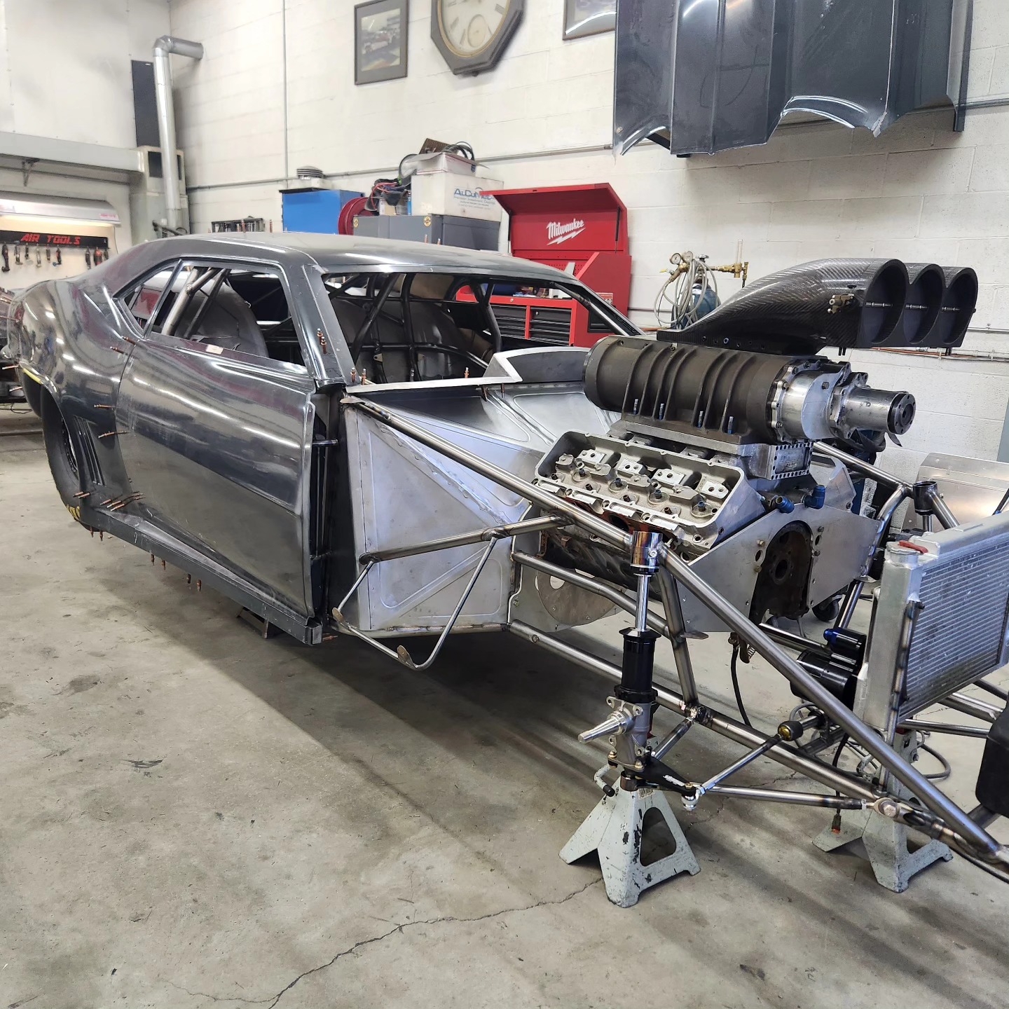 HFR - Whos grinding in the shop today? Racing season will be back ...