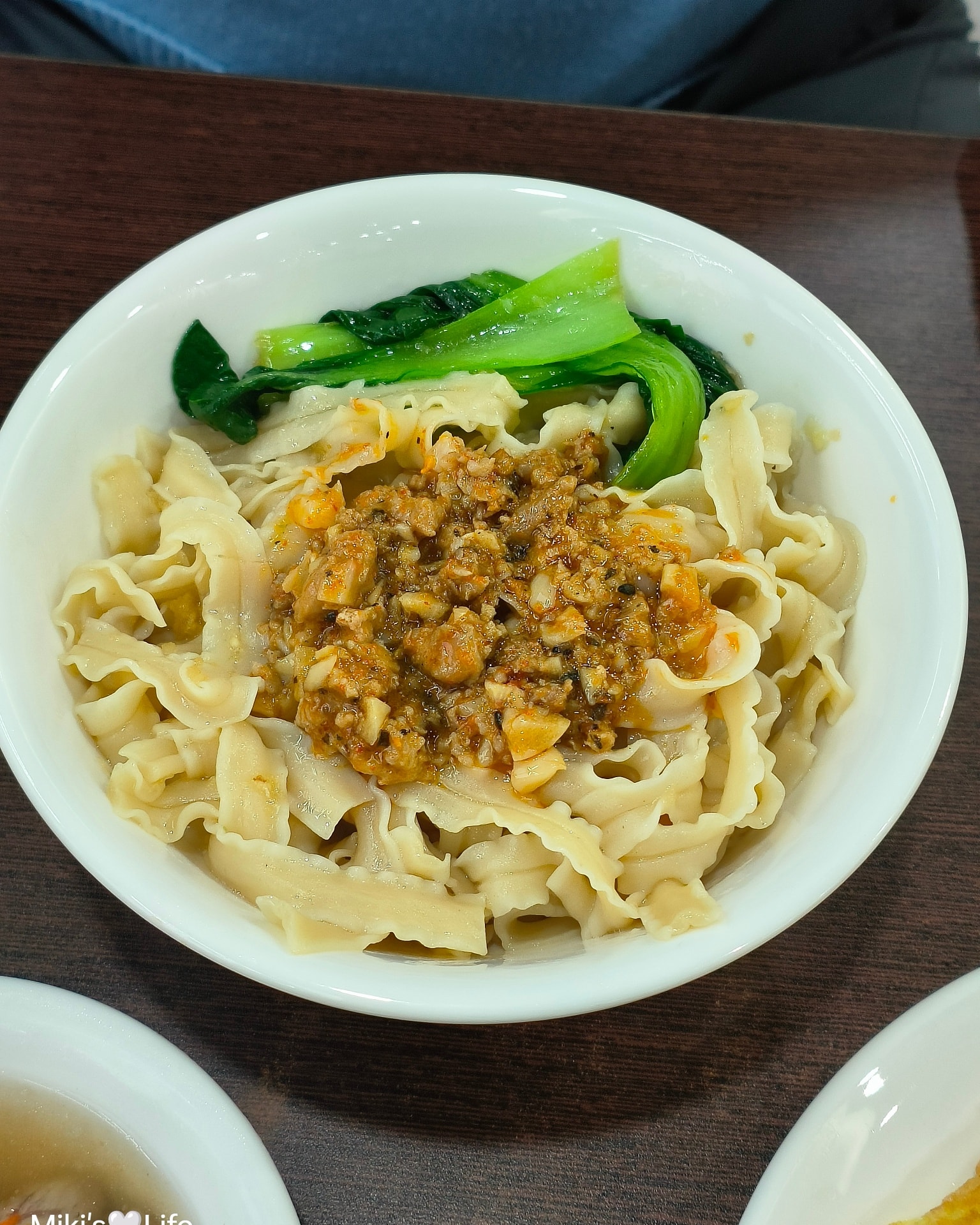 美人魚瑢妹妹 Miki思榕 - 大家都喝什麼口味的雞湯？店家還蠻親戚 #雞湯 #高雄 #高雄美食 | Facebook