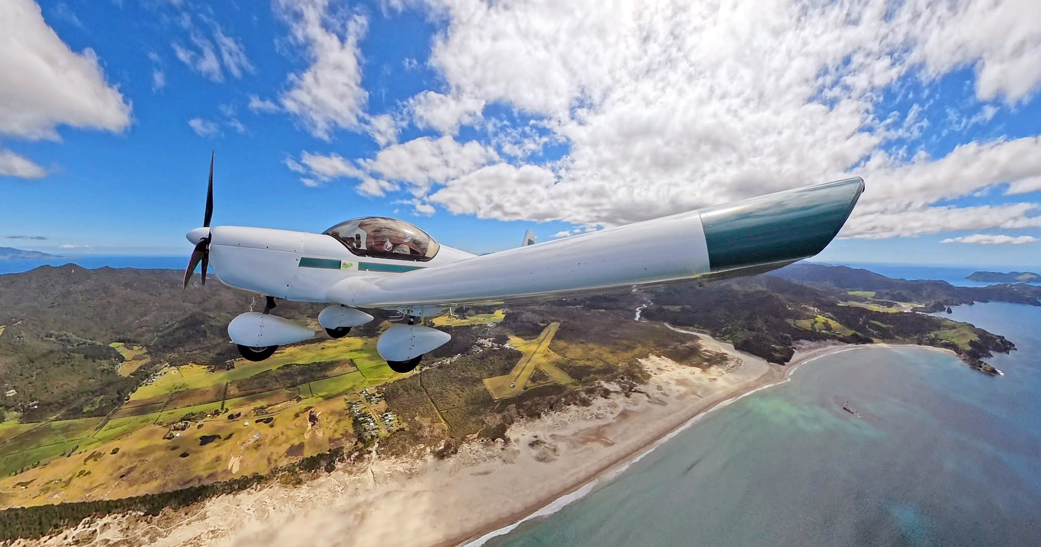 Fantastic photo by Pete Kirby, flying his Zenith CH 601 from the