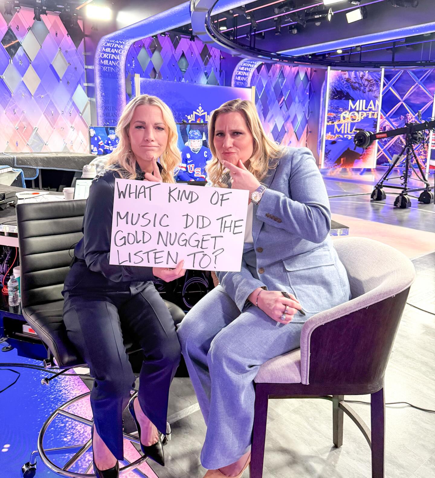 Lindsay Czarniak added a new photo. - Lindsay Czarniak