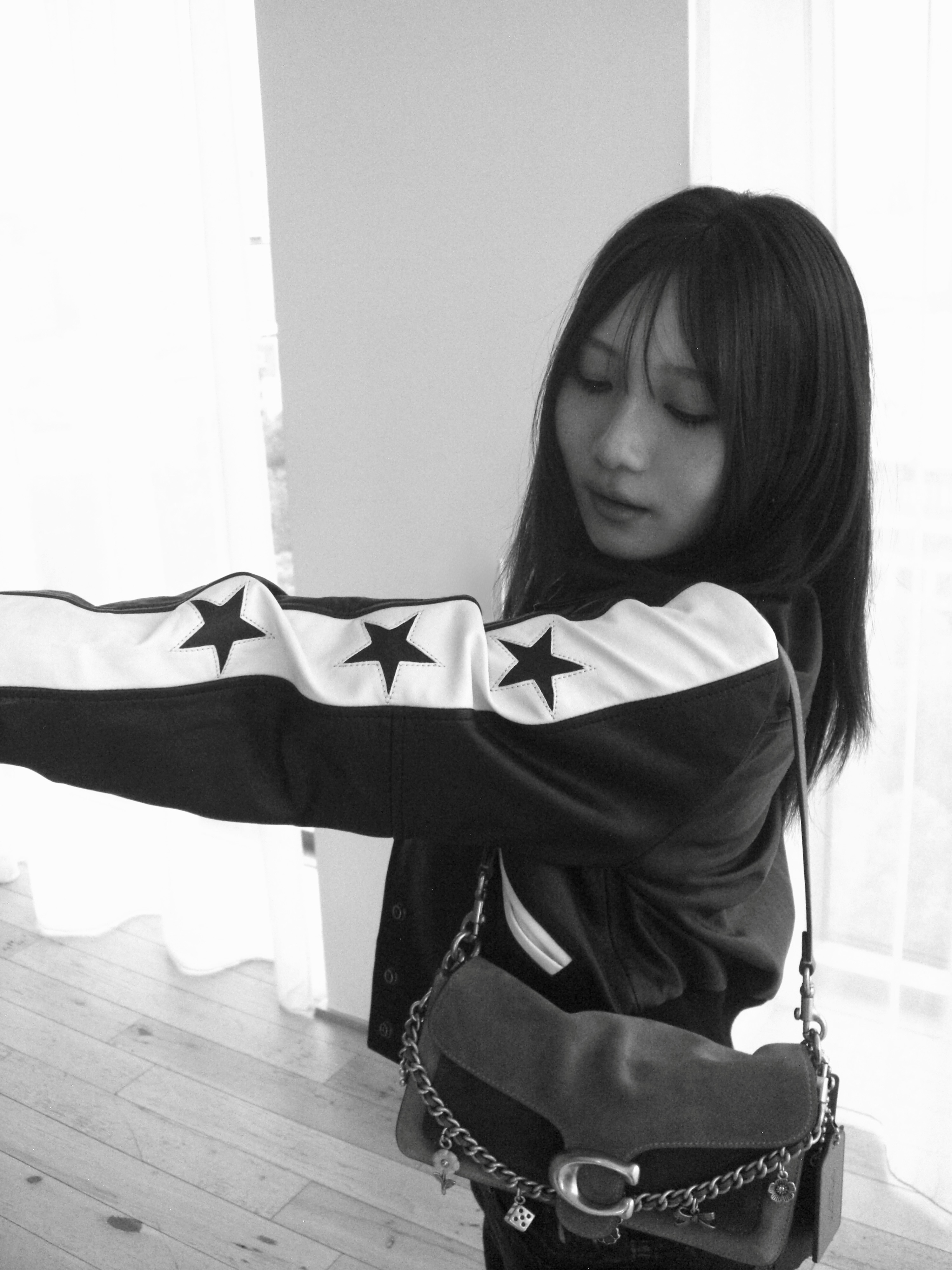 幾田りら - 幾田りら added a new photo.