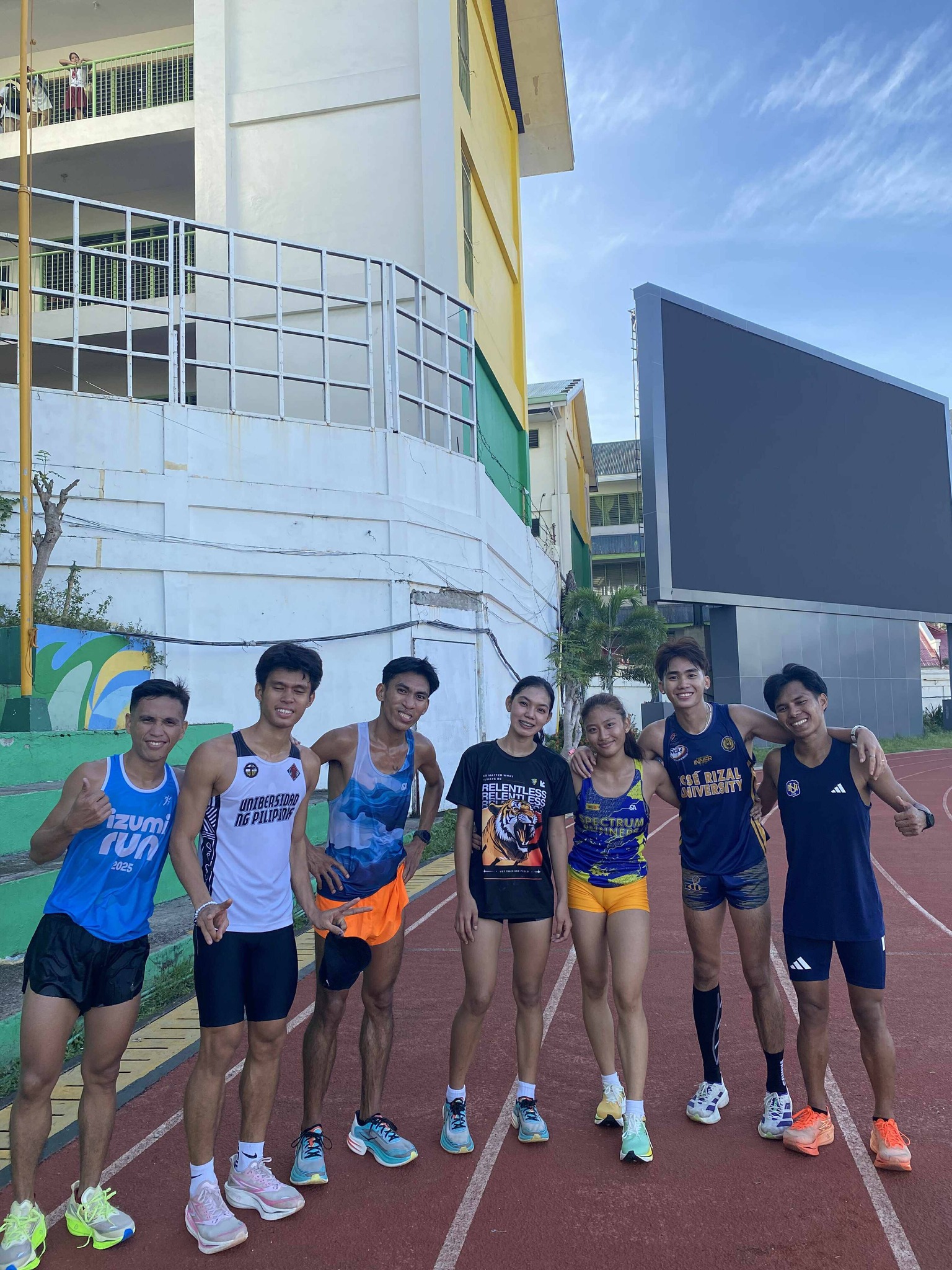 SpectrumRunners - Training session at the Cebu City Sports... | Facebook
