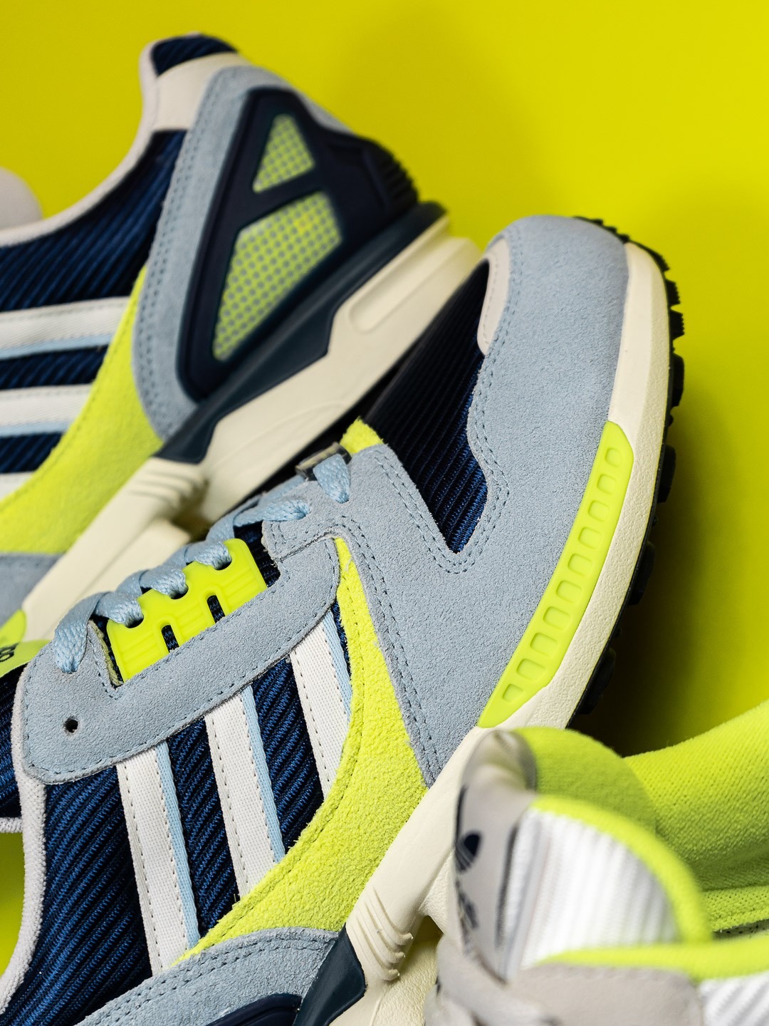 adidas Originals ZX 8000🔥 Colourway: Dark Blue/Ftwr White/Solar