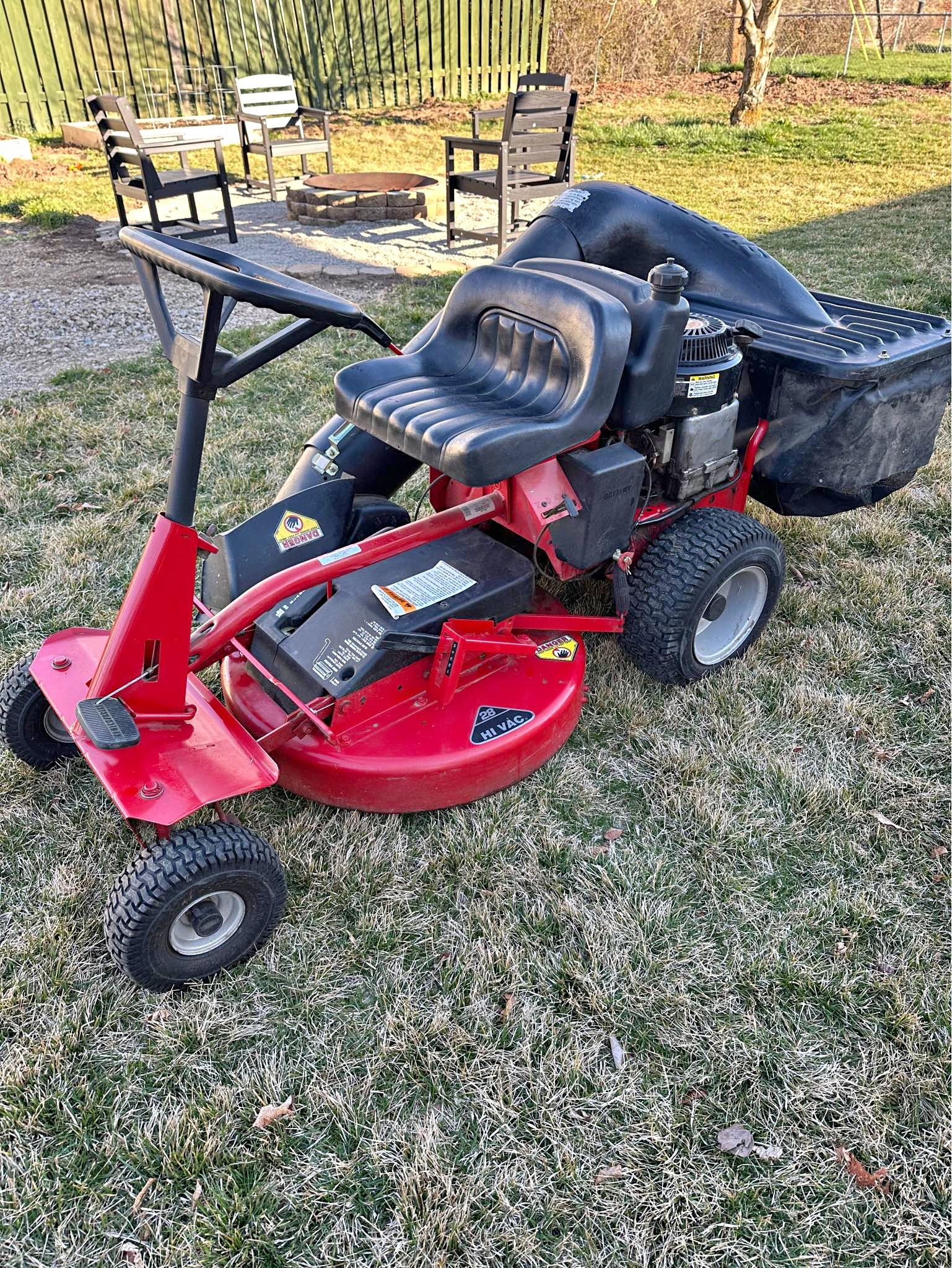Snapper 10 HP 28 inch Power Rider riding mower with grass catcher ...