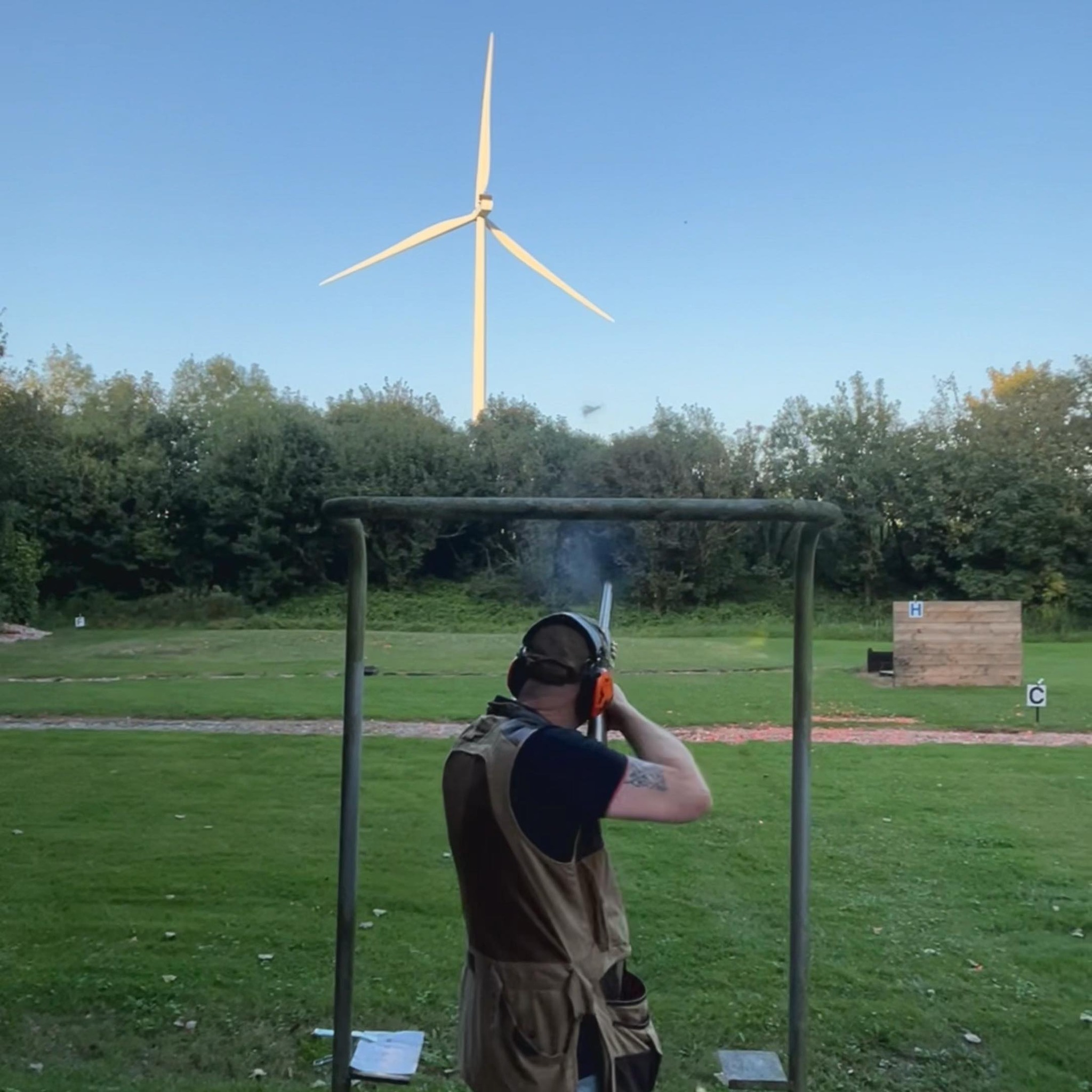 Who says clay targets can’t be creative? 🟠🎯 Taking my love for clay ...
