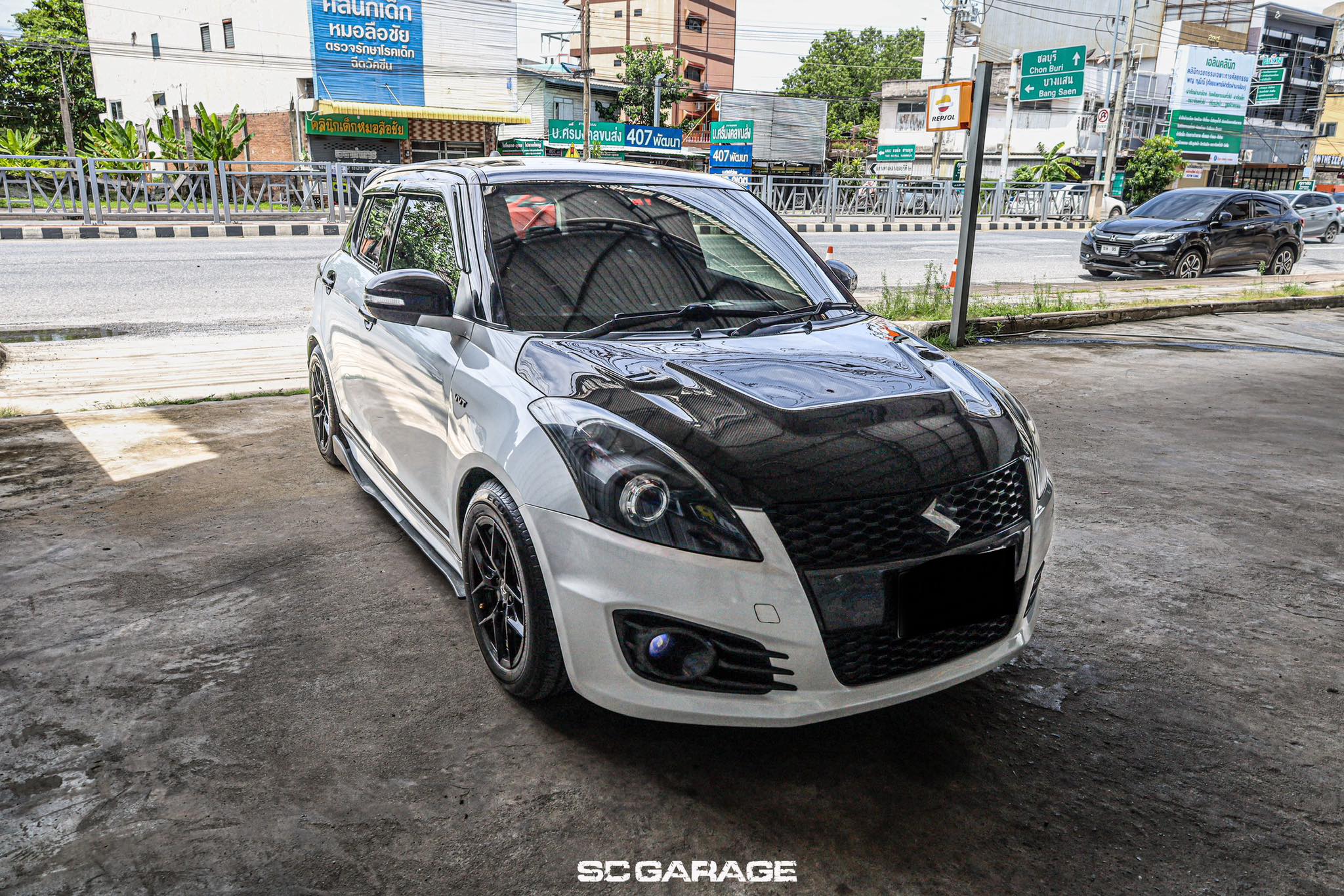 SC - Suzuki swift ลูกค้านำสเปเซอร์รองลิ้นเร่ง มาให้ติดตั้ง จัดการให้รอ ...