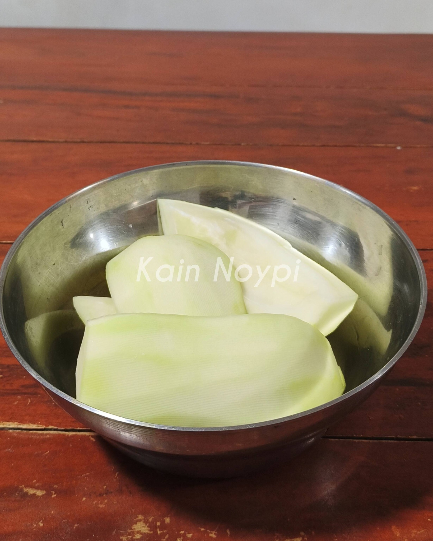 Kain - balatan at hugasan ang papaya | Facebook