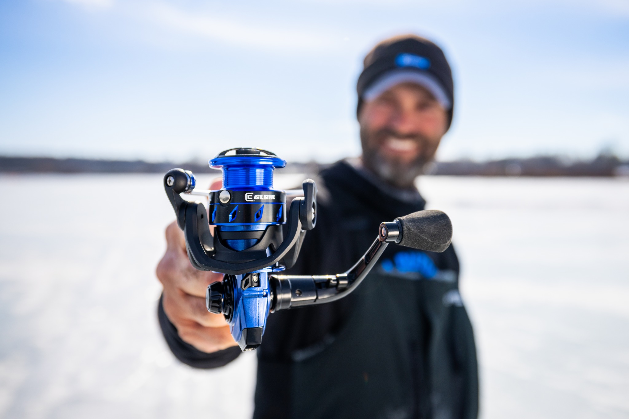 clam dave genz true blue ice fishing reel Scout XL Thermal 1-Angler Legacy Series Shelter, Grey/ Blue, One size: Buy Online at Best Price in UAE The Ice Team edition of this popular 1 Clam Dave Genz Ice Spooler