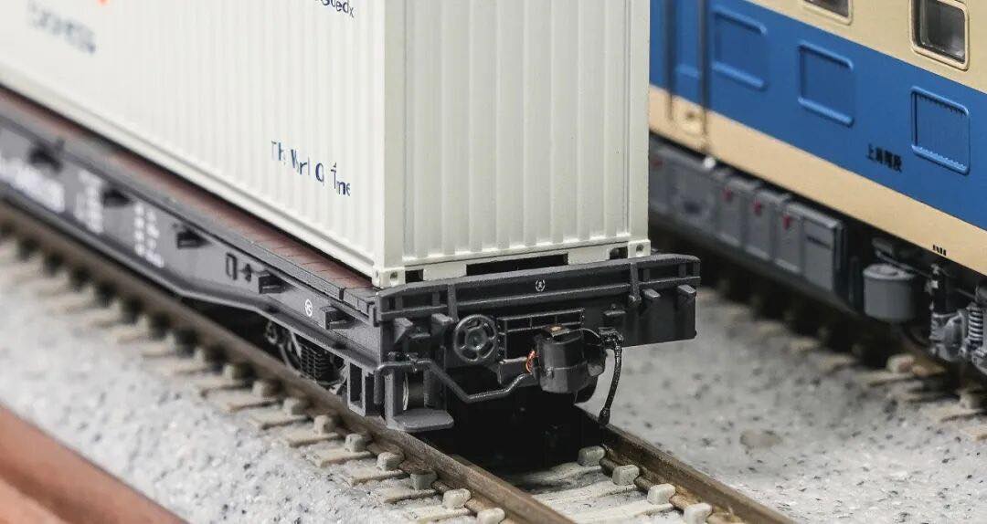 產品展示-N Scale]長鳴北韓鐵路DF4B 264，DF4C 274內燃機車及Kunter 中