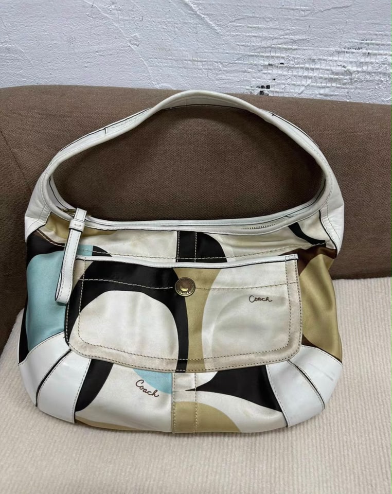 00s archive gimmick y2k grunge shoulder bag