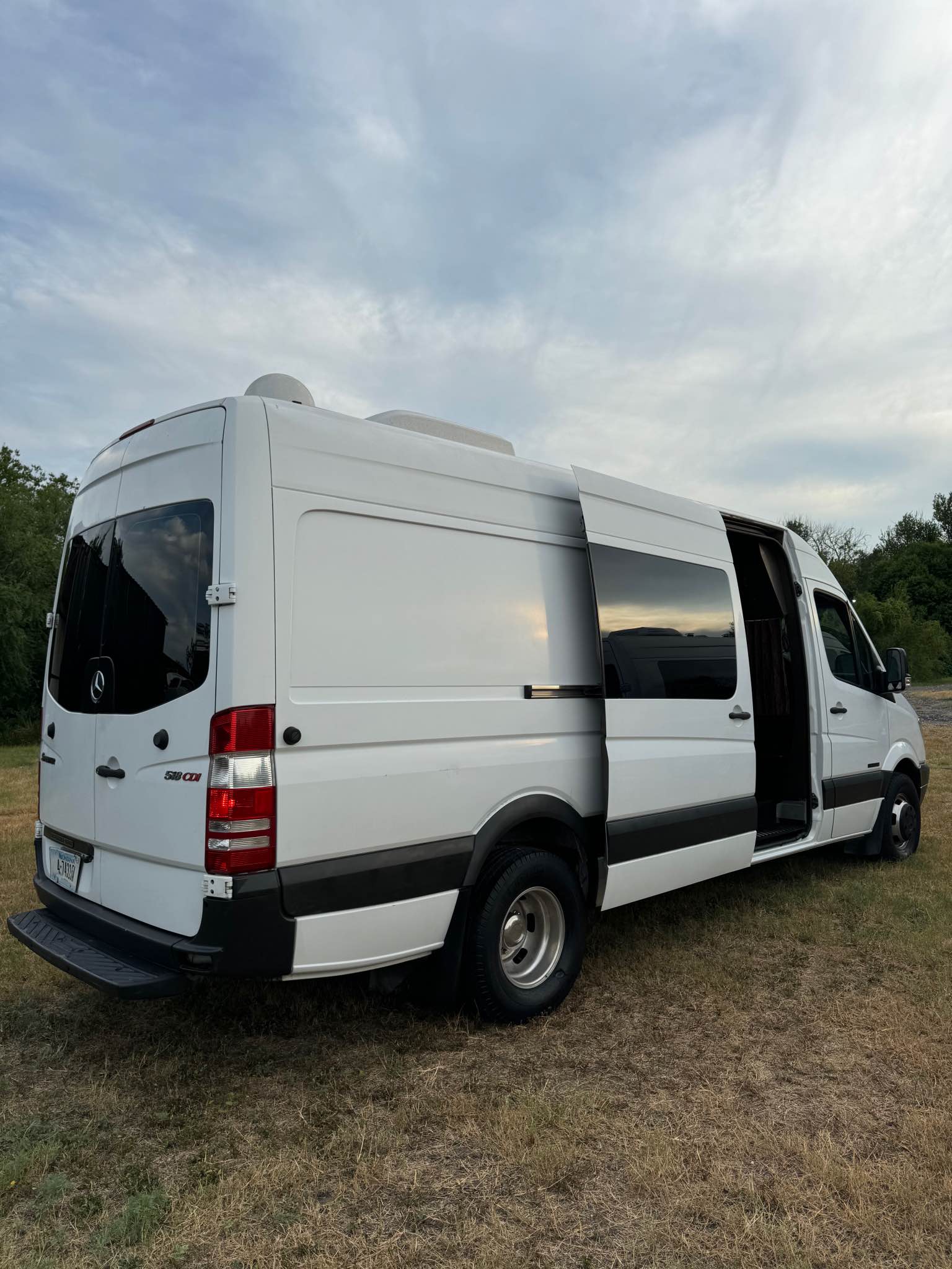 2008 Mercedes-Benz Sprinter · Extended Van 3D