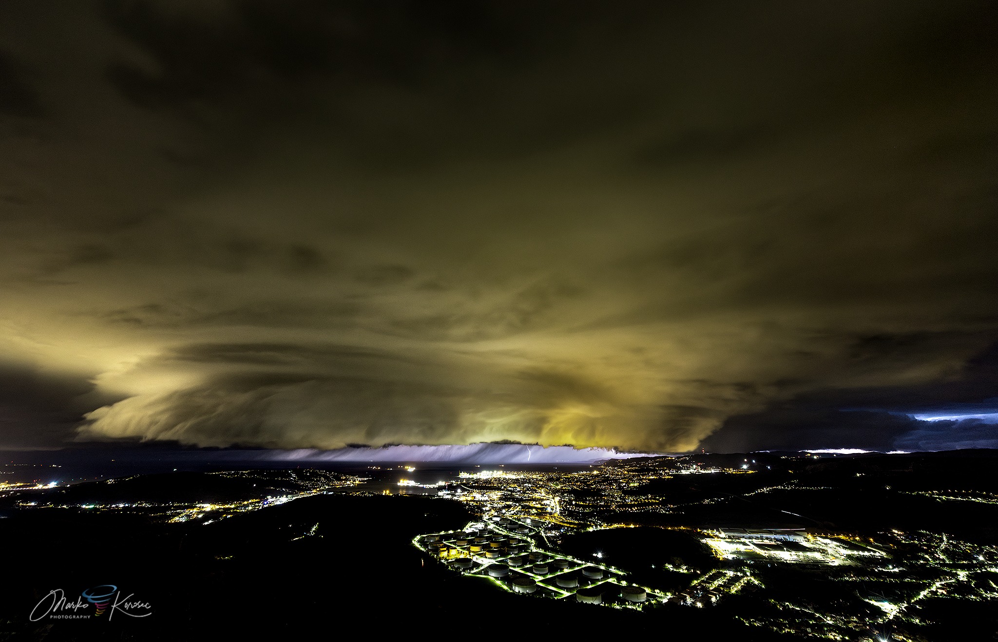 MarkoKorosec.net - A majestic supercell storm rolled into Trieste ...