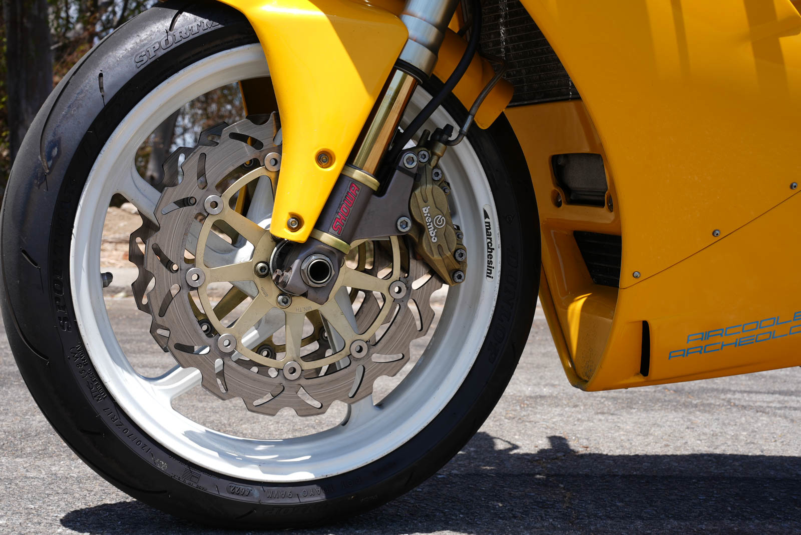 Iconic - Going live 2nd for Iconic Motorbikes today's a razor