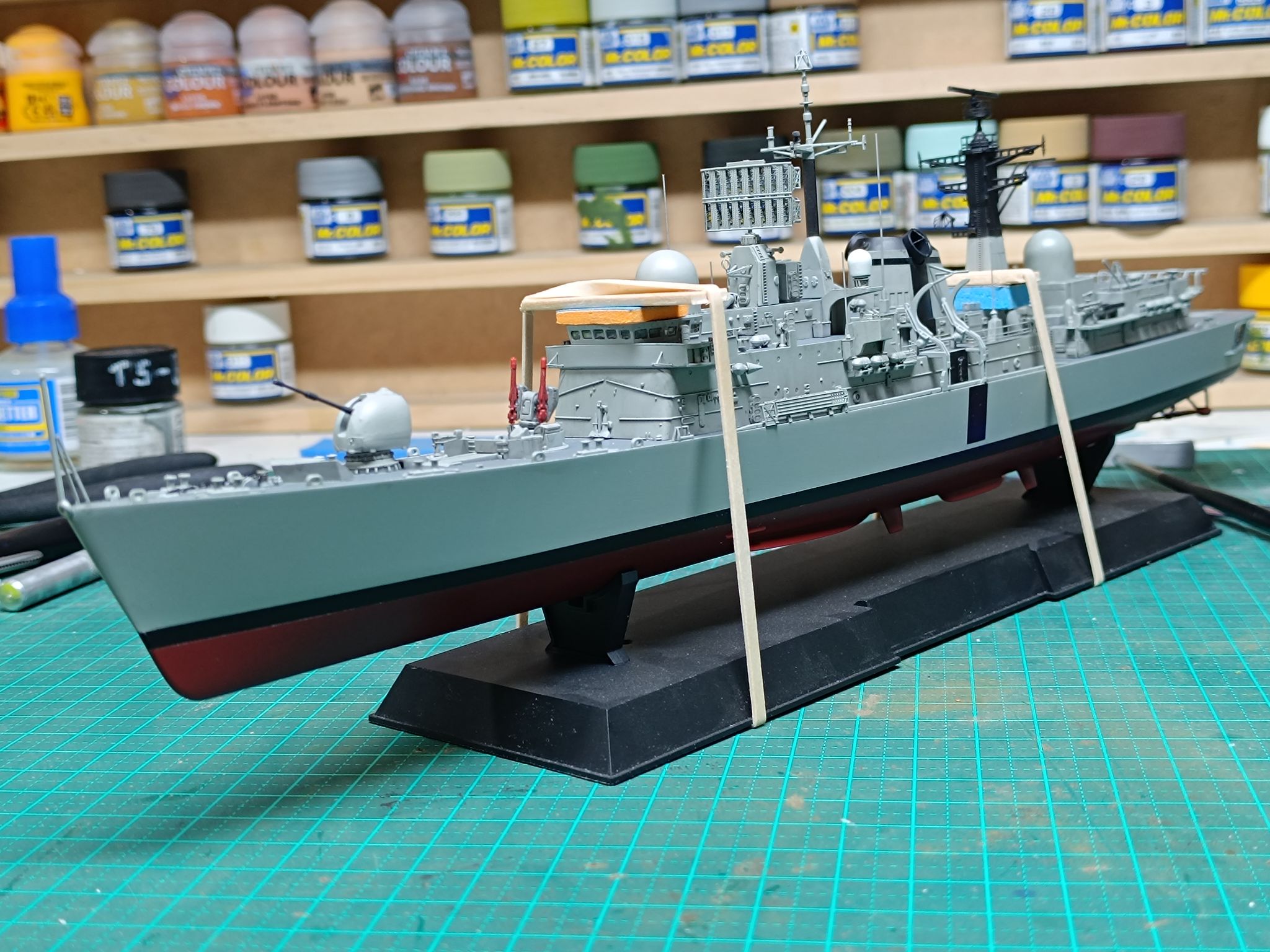 This is the Foreart 1/350 HMS Sheffield with the Atlantic models