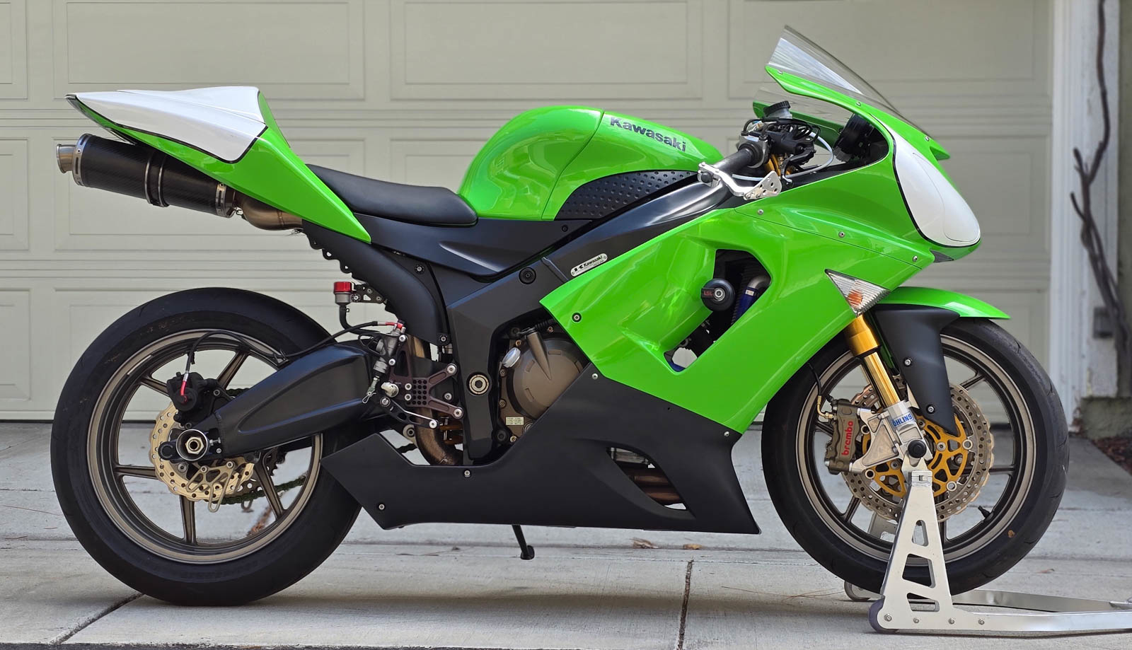 Going live 4th for our site today's a heavily upgraded Kawi 636