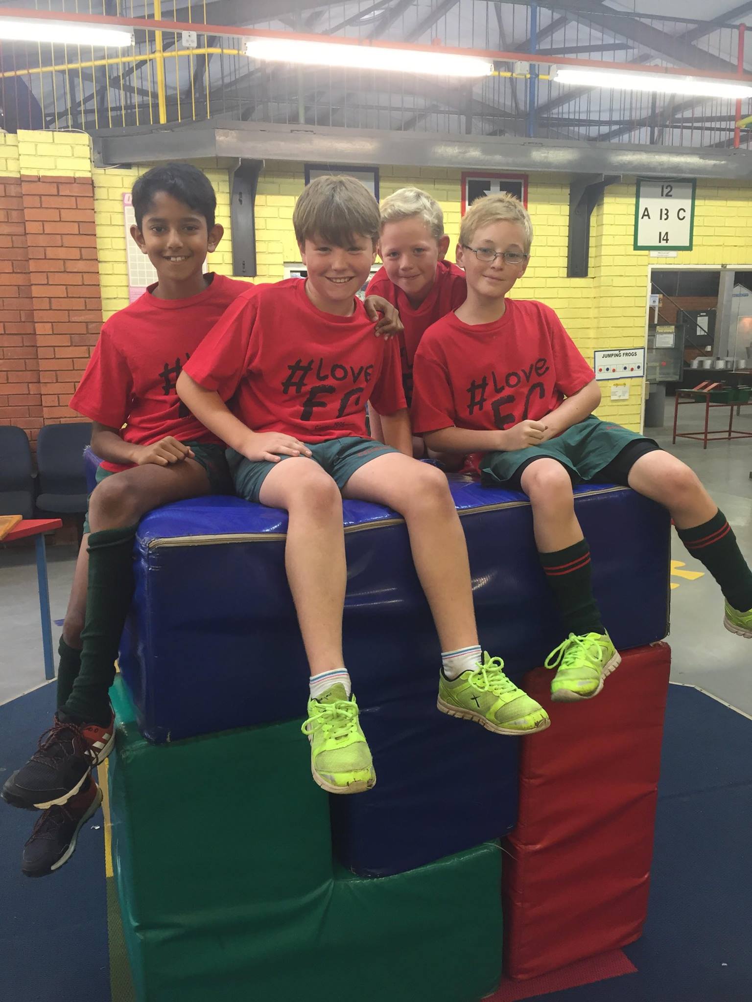 Our future scientists - the Grade 4's... - Felixton College