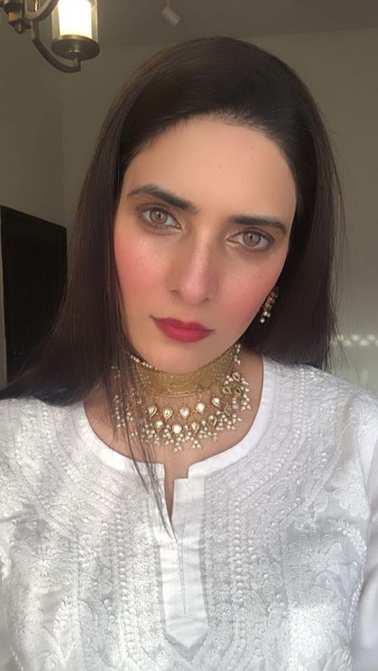 Rushna Khan - The Heart’s Hushed Secret In The Soft Dark... | Facebook