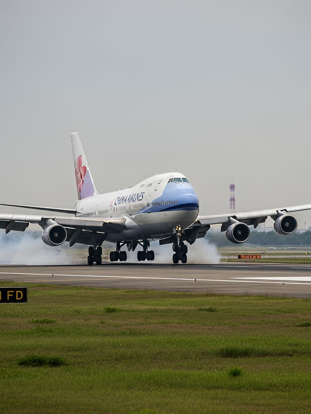 China Airlines Flight 611: 22-year-old crack causes 747 crash