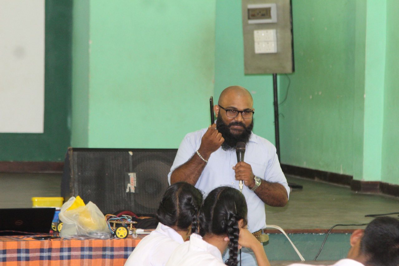 Ape it Panthiya - අපේ it පන්තිය | Eheliyagoda