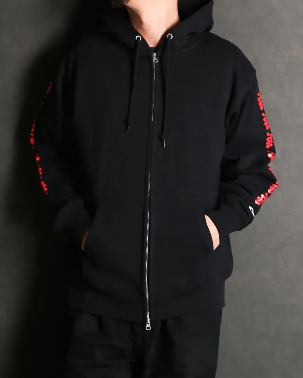 PORKCHOP 12月21日 12:00 販売開始！ PP LOGO ZIP UP HOODIE / ジップ
