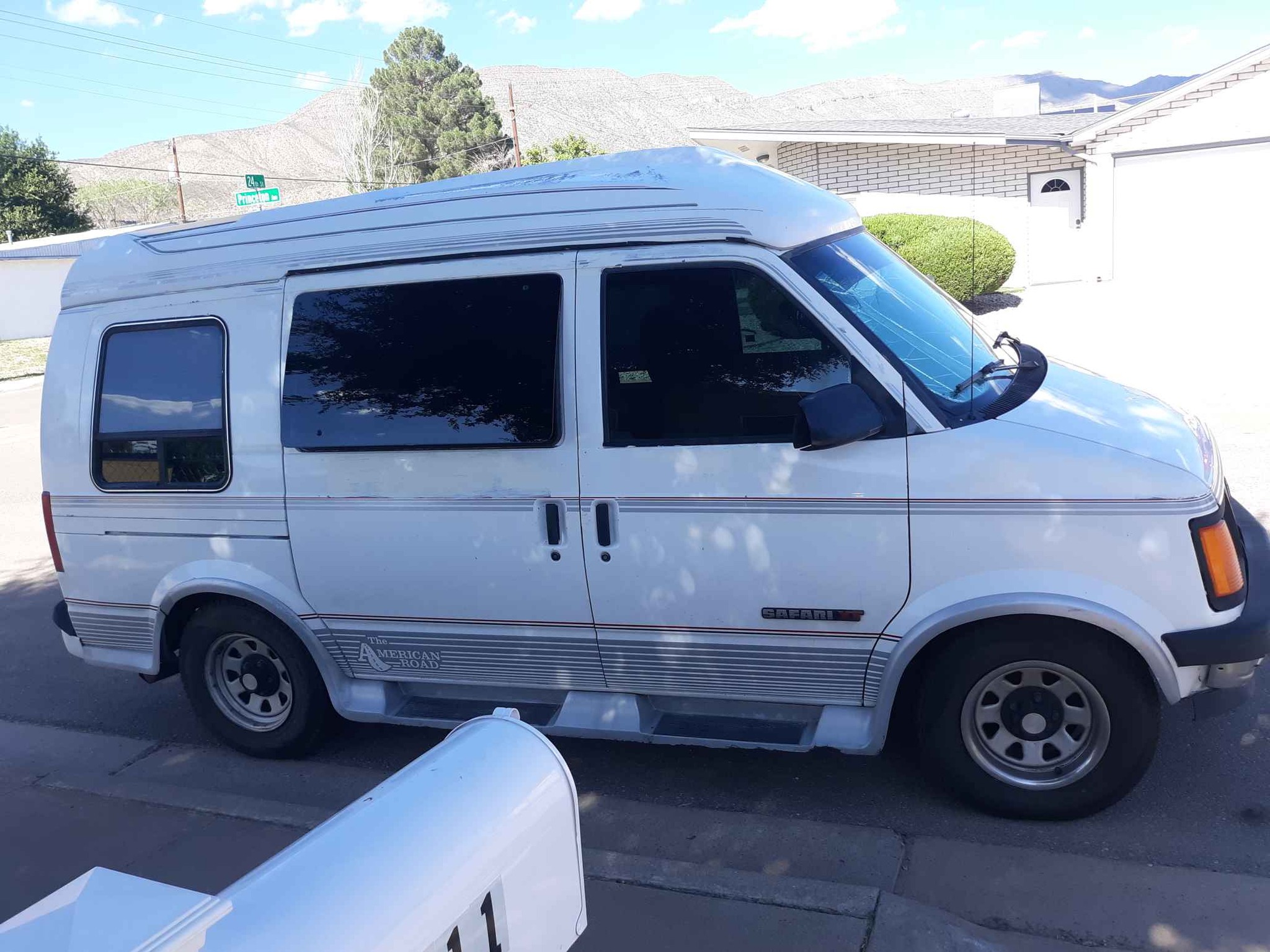 1994 GMC Safari XT Starcraft conversion van