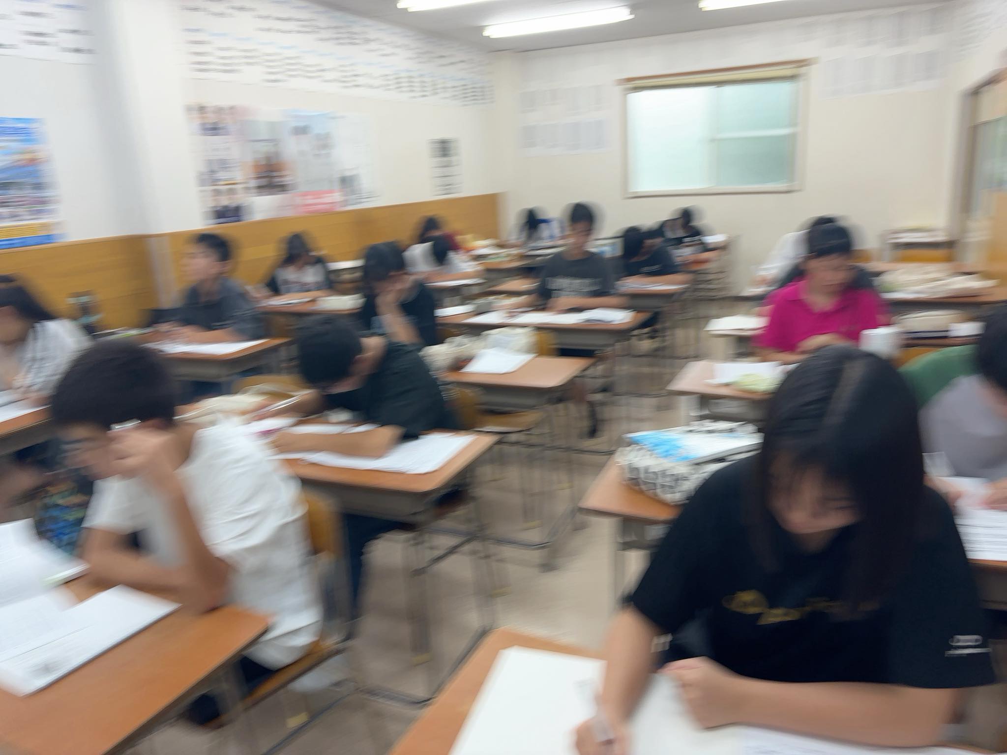田島塾 本郷教室 - 2025年8月8日(金) 【夏期講習12日目】 小学生→夏期テキスト 中学生→夏期テキスト 高校生→通常授業 以上を学習 ...
