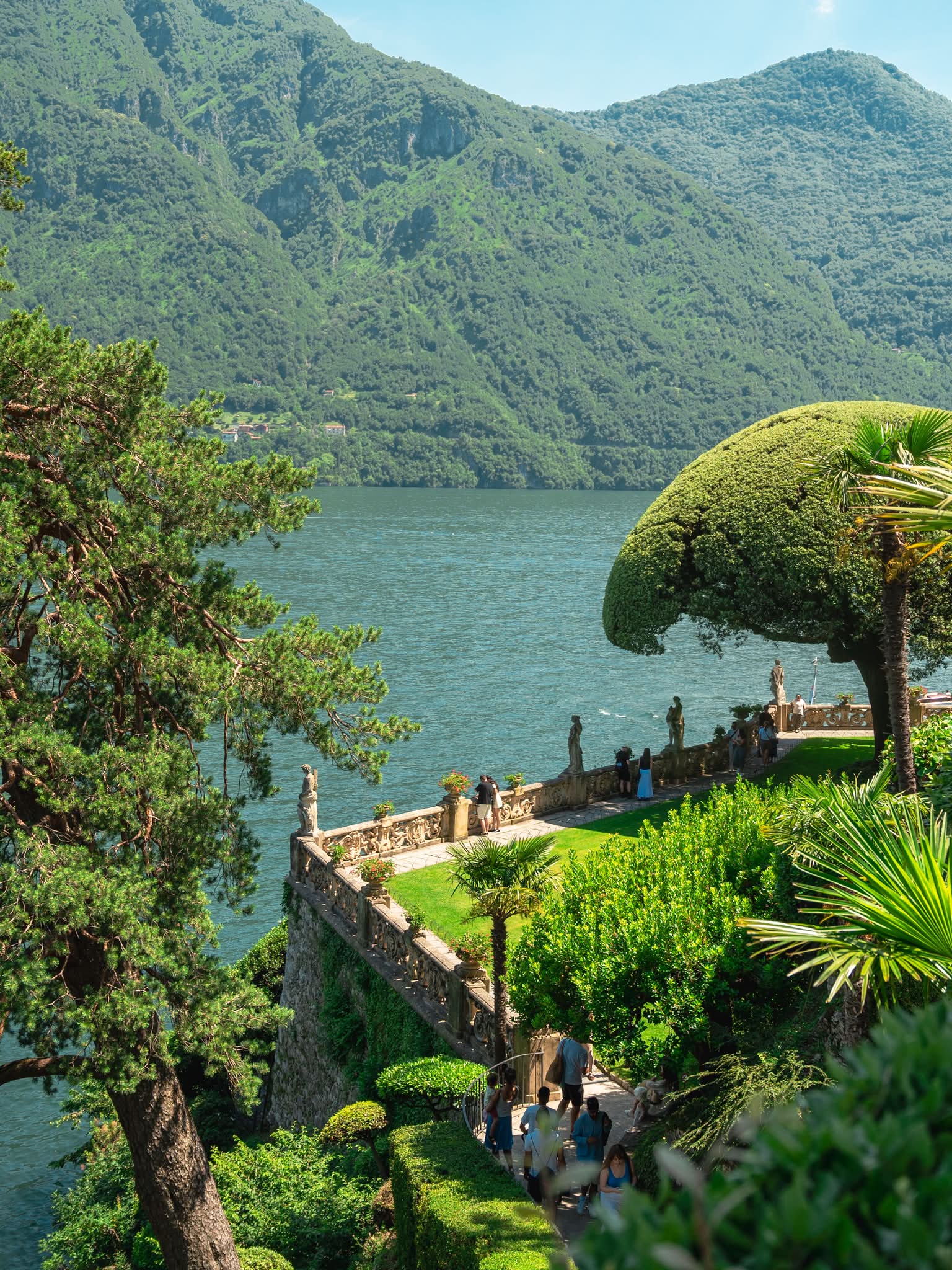 Guess the name of this place in Europe ❤️