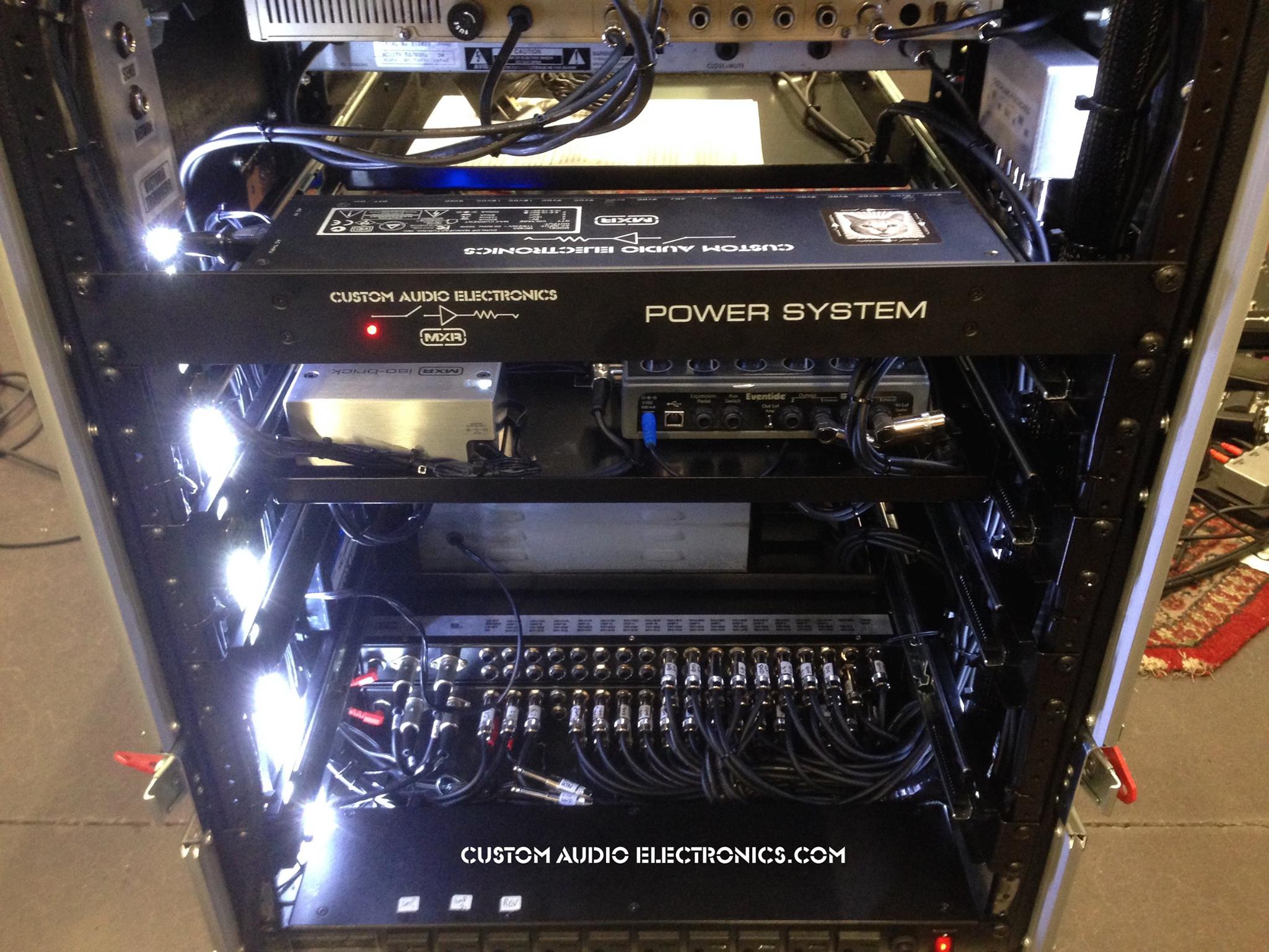 Custom - Rear wiring of the new rack. The CAE/MXR MC403 Power 