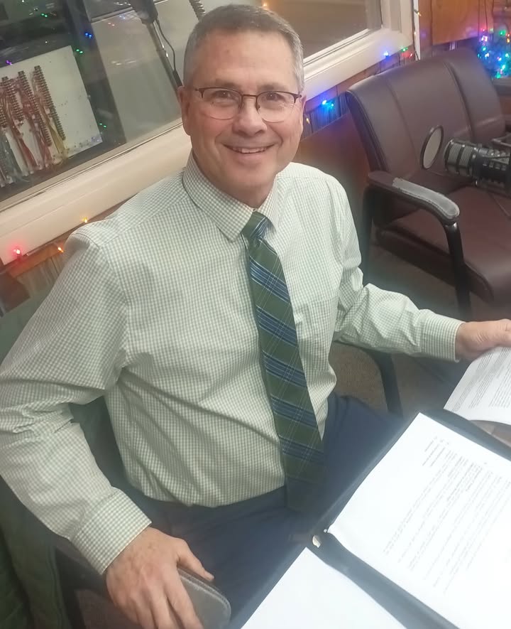 WCSM - Celina Mayor Jeff Hazel talks holiday decorations, traffic ...