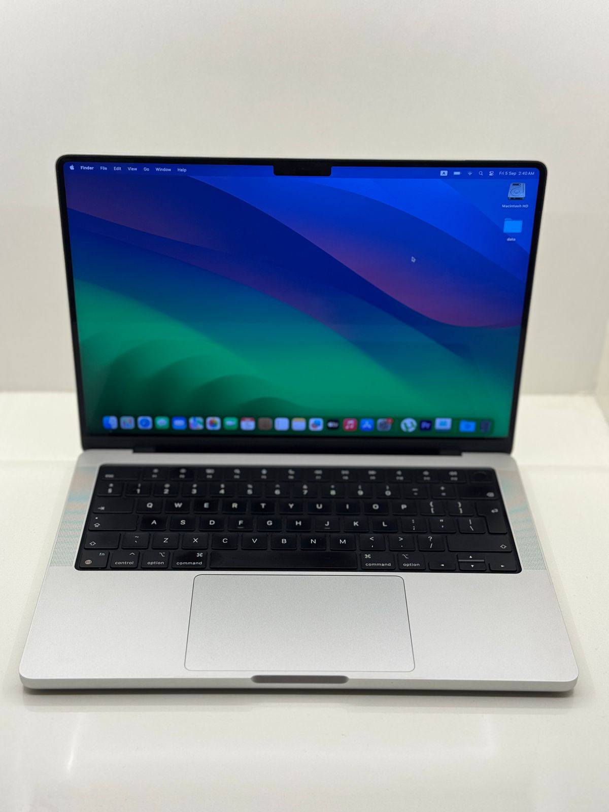 ? MacBook Pro M2 Max 14 inch