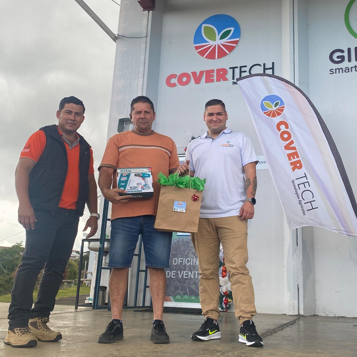 Covertech... - Covertech Corporation S.A. Costa Rica