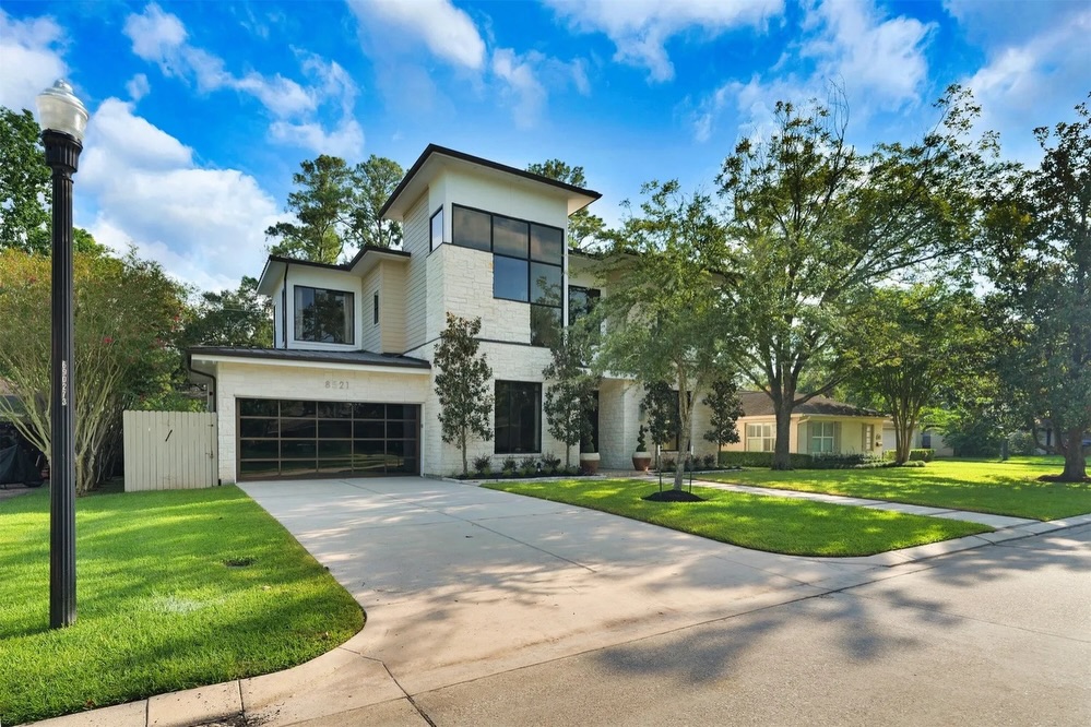 Closed | 8521 Merlin Drive A successful closing for my buyers on this ...