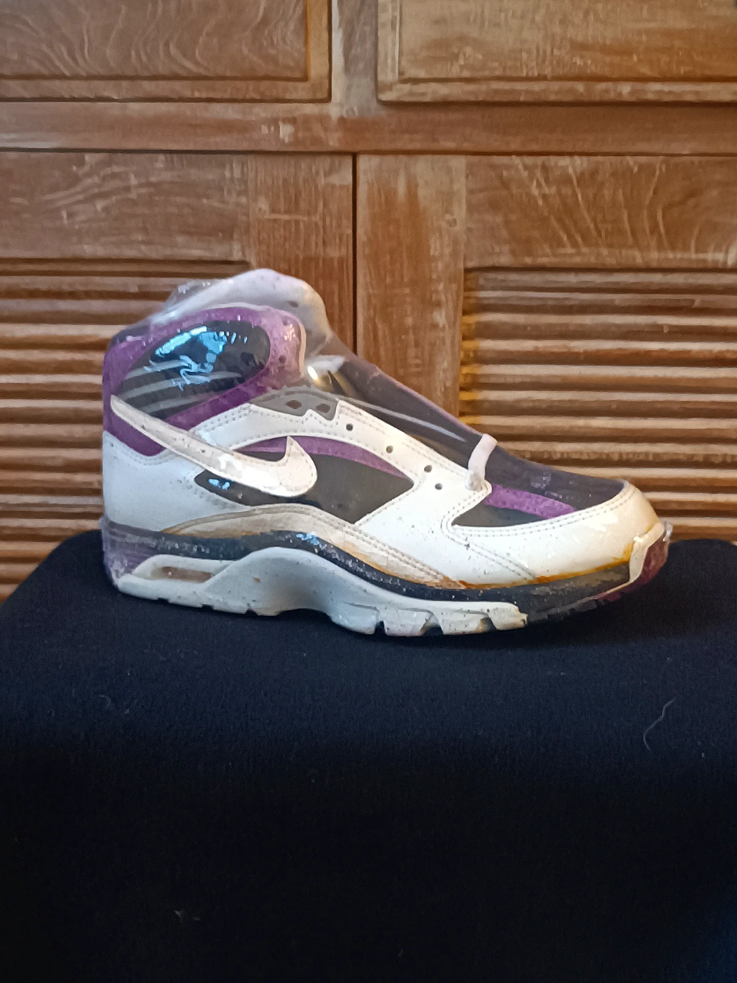 ON SALE NIKE AIR TRAINER PLATINUM FROM 1992 DEADSTOCK WITH 