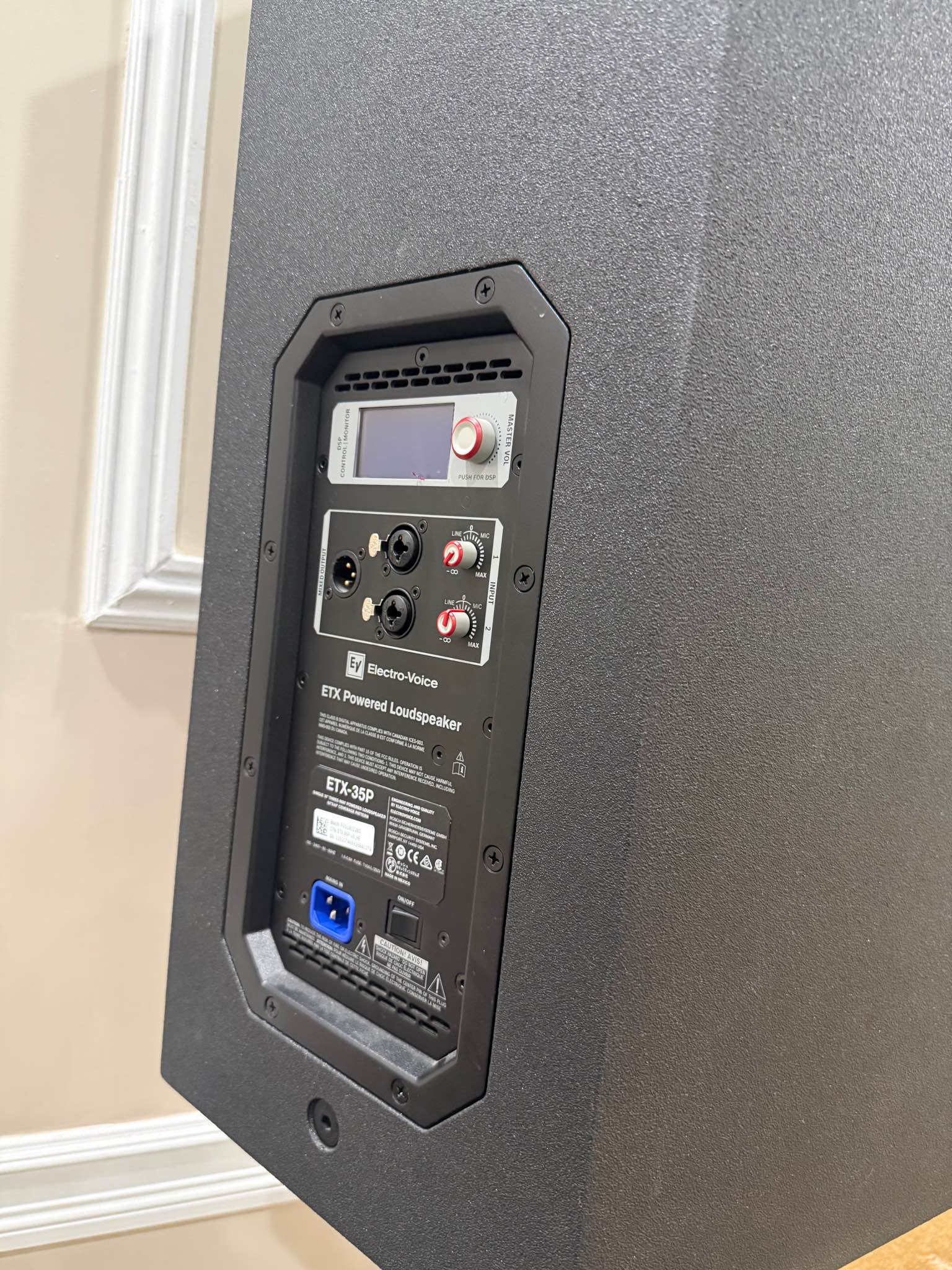 Pair of Electro-Voice ETX-35P 15