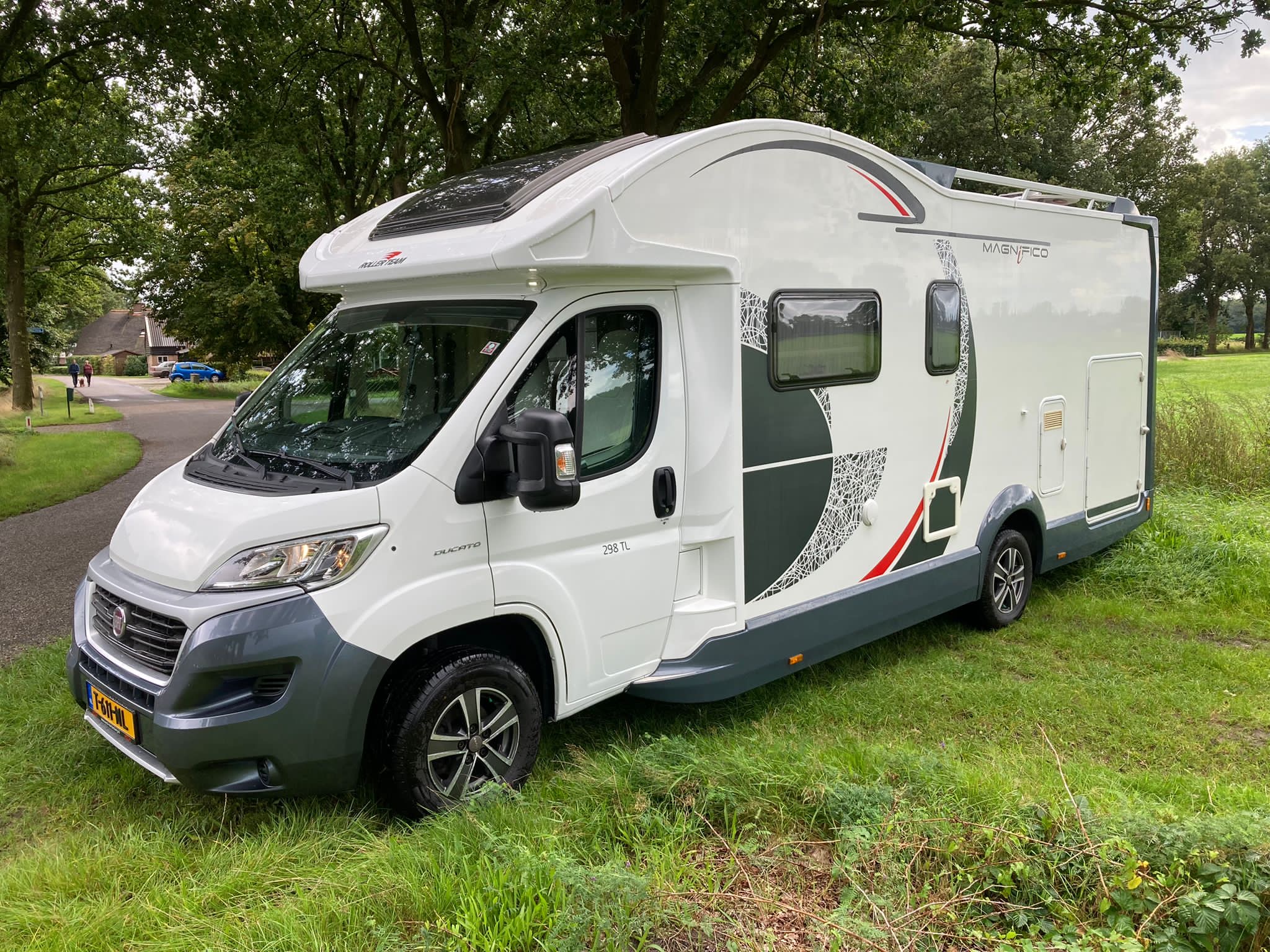 ACCH Hardenberg - 🚐 Te koop: RollerTeam Magnifico 298 TL... | Facebook