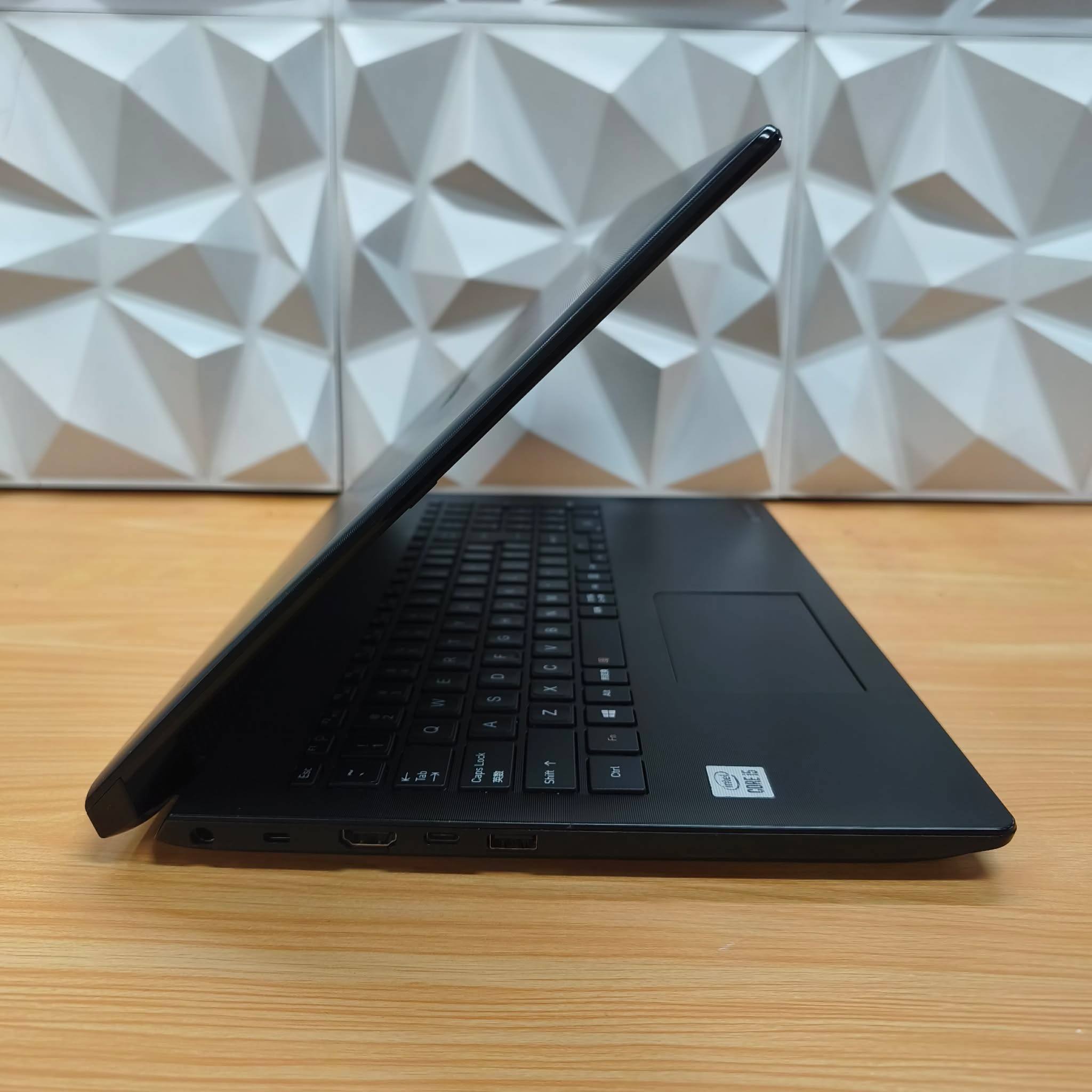 TOSHIBA dynabook BJ65/FS i5 256GB DVD dynabook BJ65 10世代i5 8GB