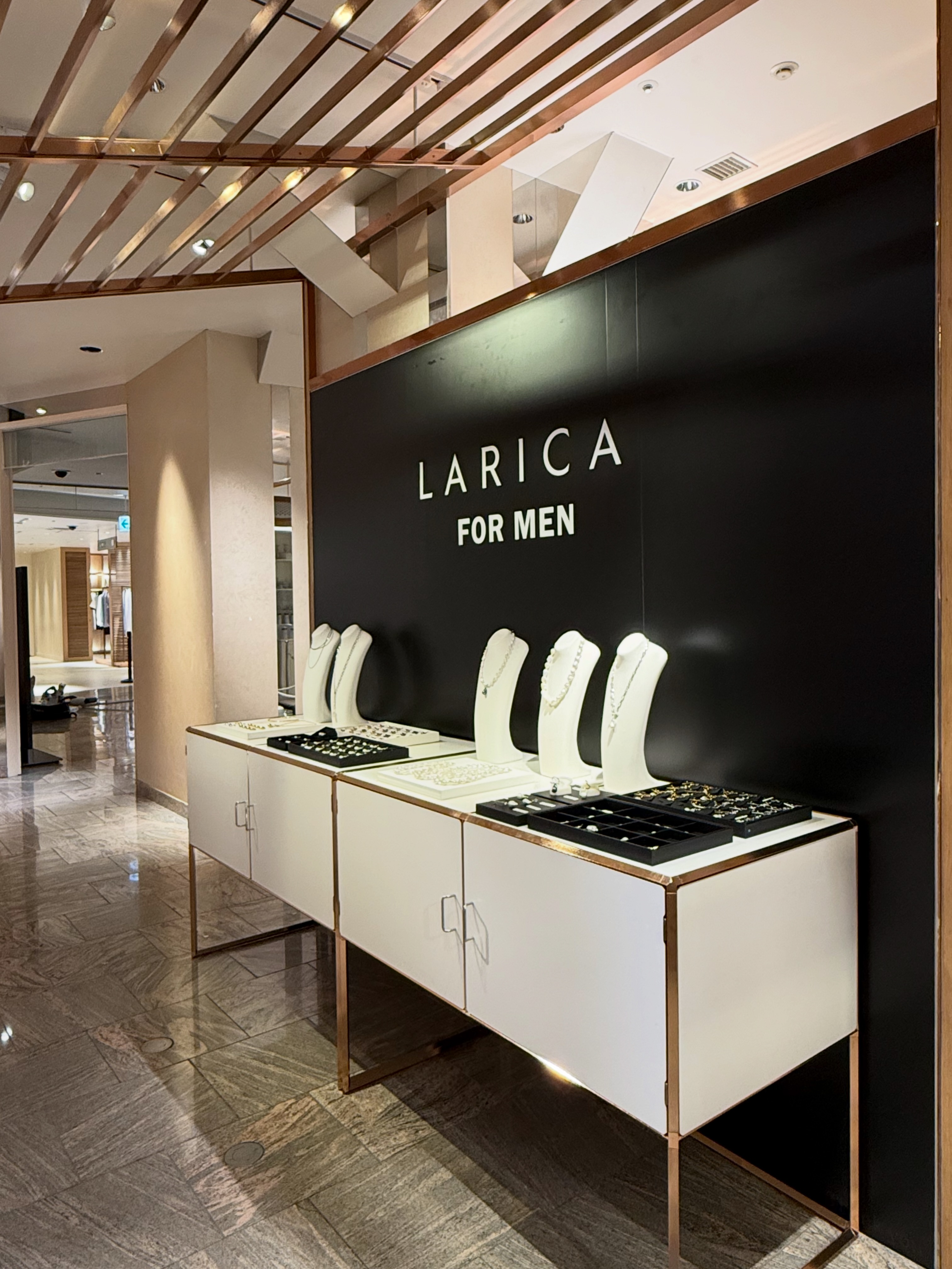 LARICA - 👻🎩👑 オンラインストアに オバケペンダントトップが再入荷