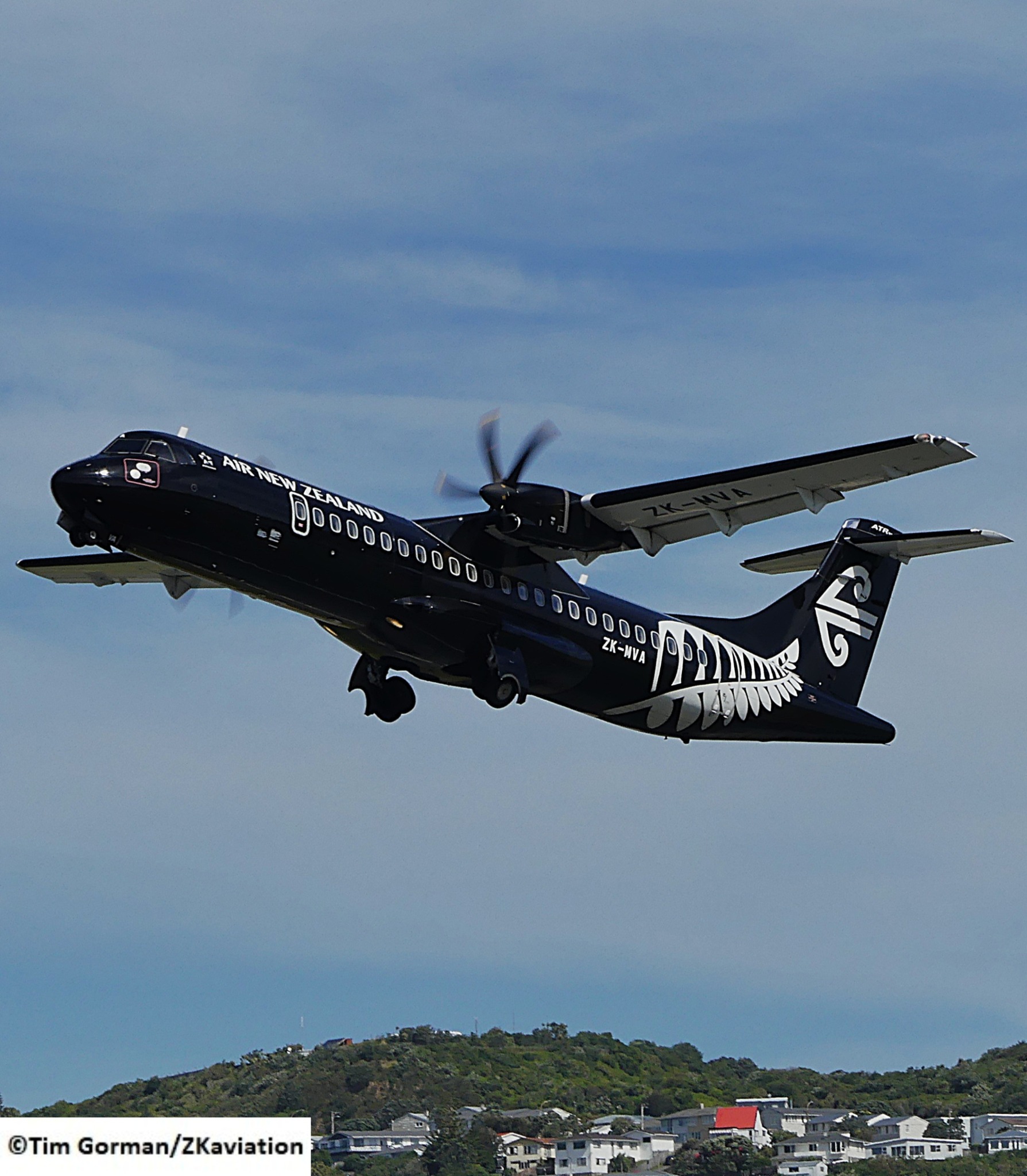 ZKaviation - Air New Zealand ALL BLACK ATR 72-600 ZK-MVA climbing