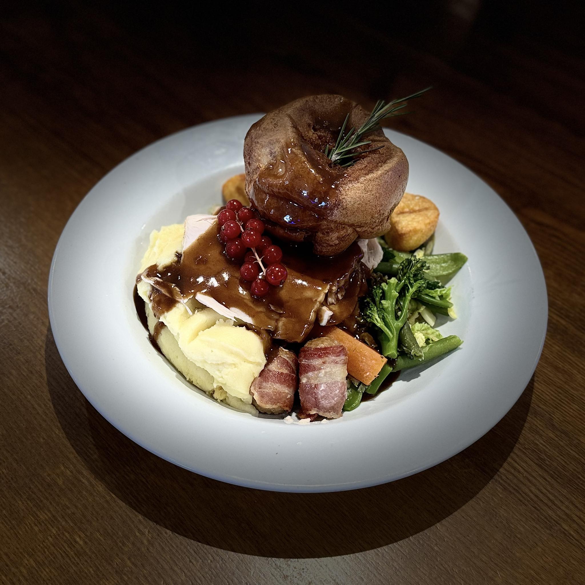 The Venue - 🥕 SUNDAY ROAST 🥕 Nothing beats a traditional Sunday roast ...
