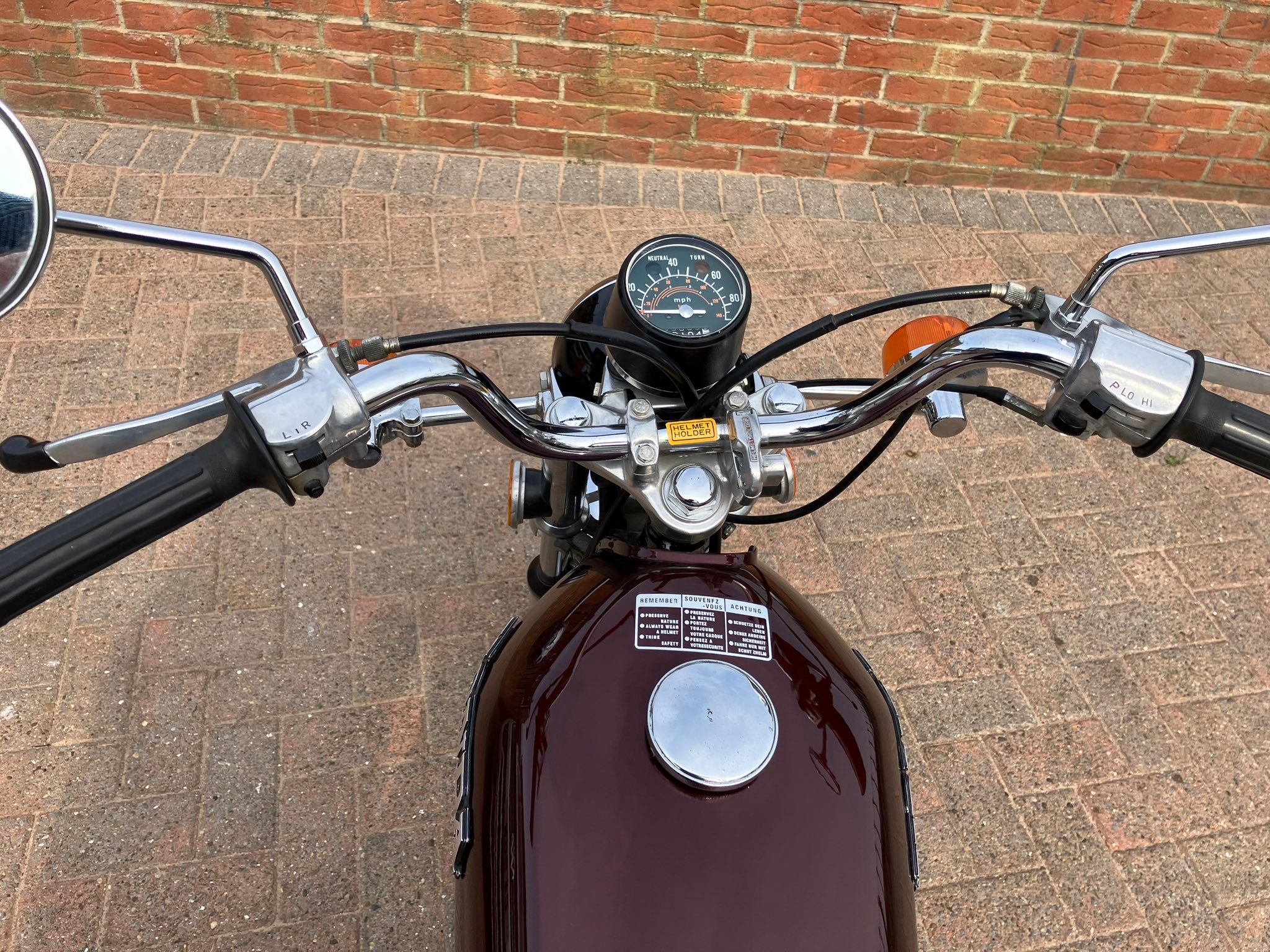 Clignotant Avant Gauche Complet Pour Honda CG 125 (année 1980) - Neuf, Générique - Réf. 345280-144329