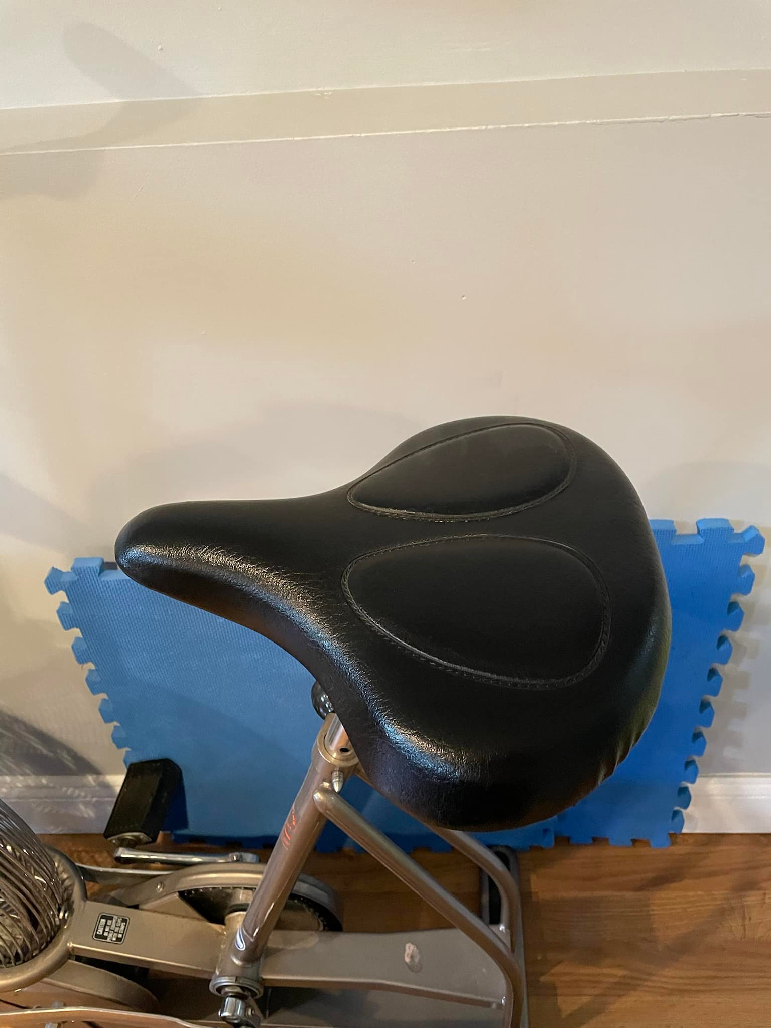 schwinn airdyne bicycle seats AD7 Fitness is not supposed to be a chore you dread Schwinn Airdyne Exercise Bike Seat