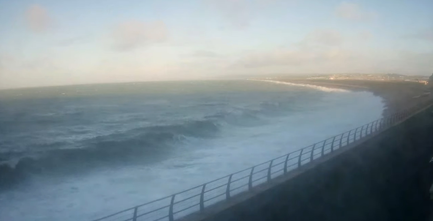 Weymouth - 🔴 Safety Rating: UNFISHABLE – STRONG WESTERLIES & BIG SURF 🚫 ...