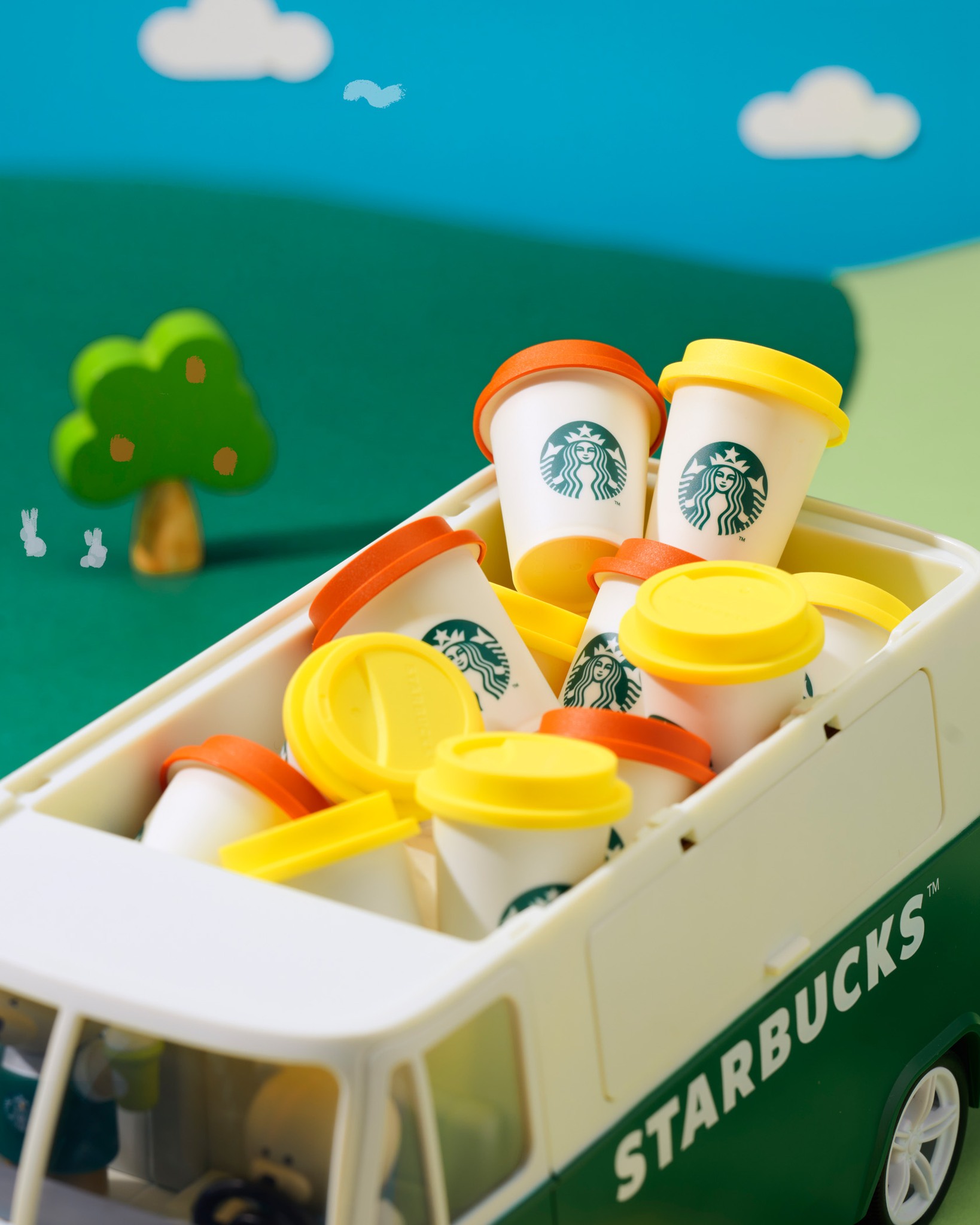 Elevate your coffee moments wherever you are ☕💚 The Starbucks