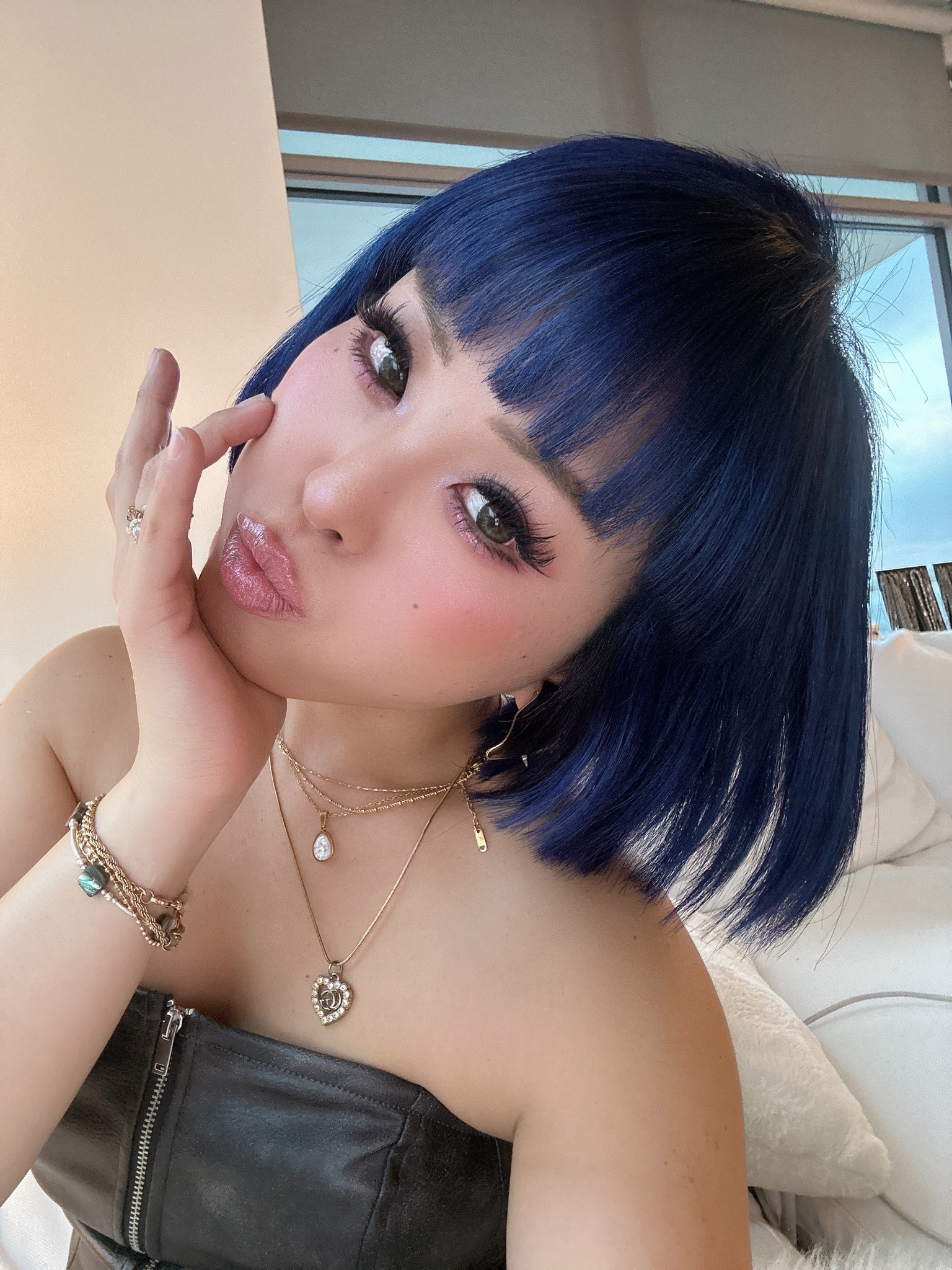 Aika Yokoyama (@petitefashionsitaika) • Facebook