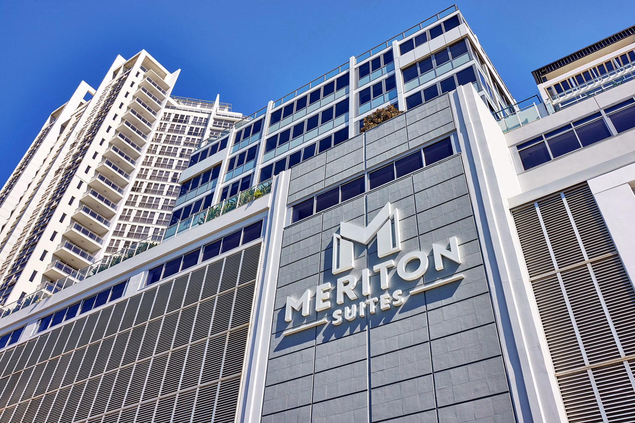 Meriton Suites
